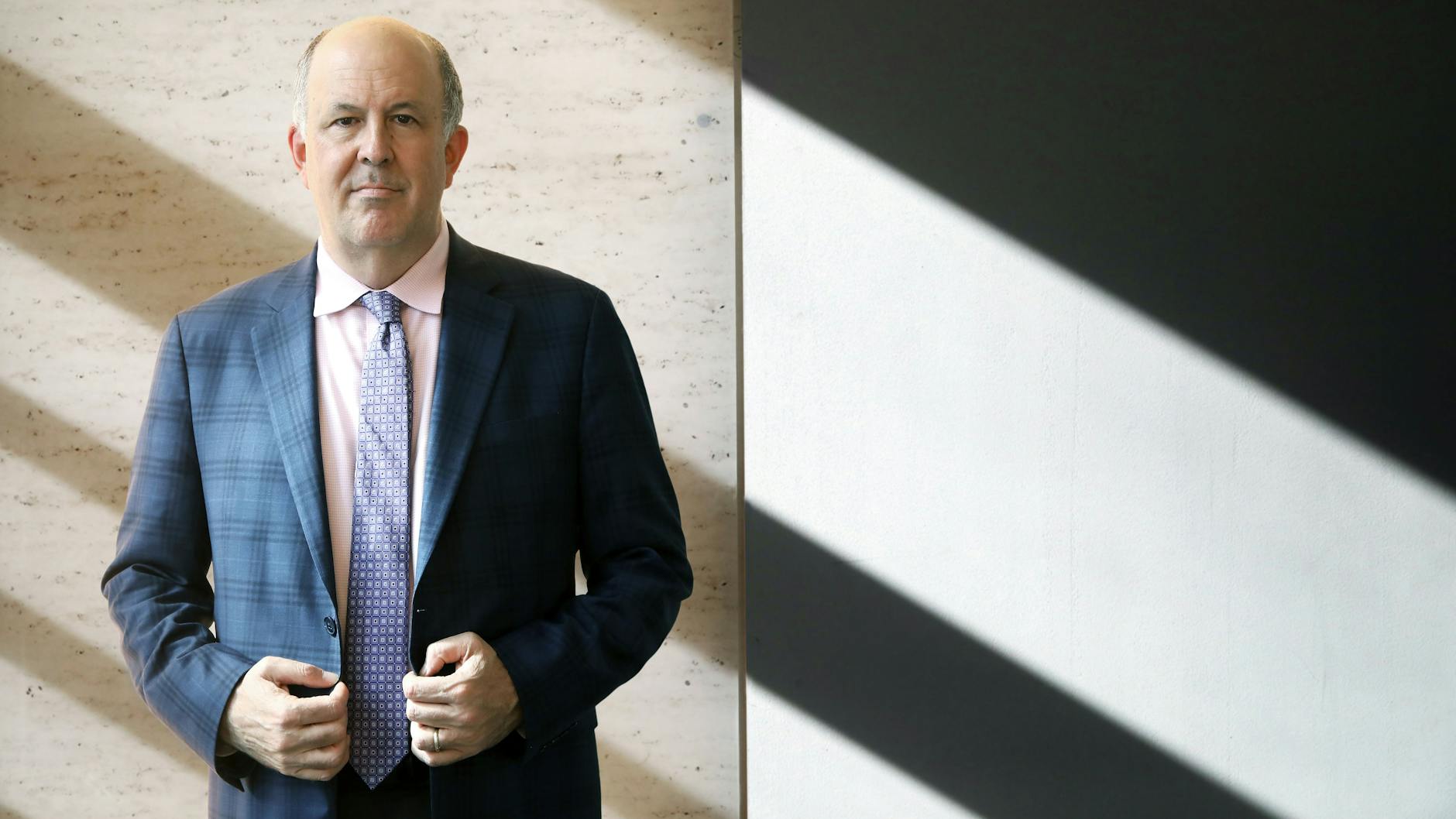 Michael J. Abramowitz, Direktor des Freedom House, in der Redaktion der Berliner Zeitung