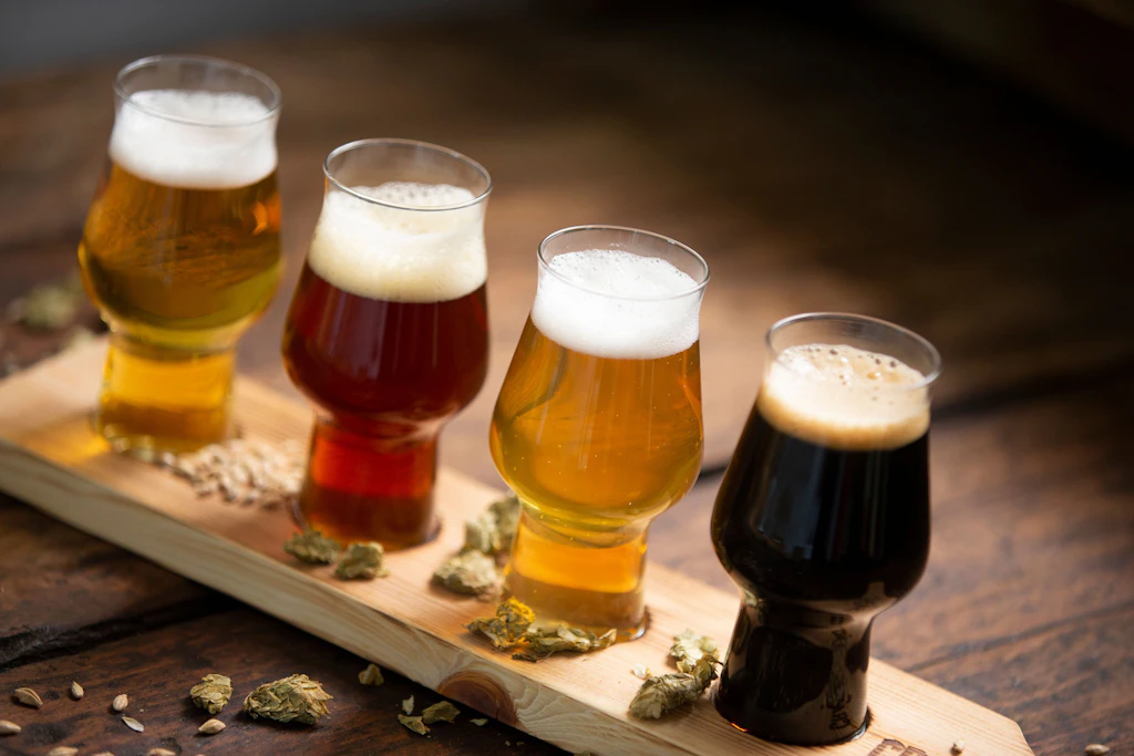 3 Brauereien in Berlin, in denen Sie gutes Bier und mehr genießen können