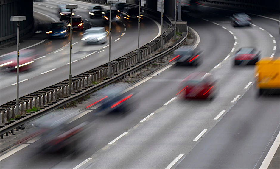 Die A100 in Berlin – eine der am stärksten belasteten Autobahnen Deutschlands.