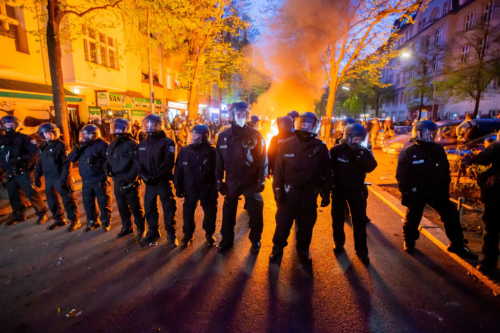 Demos am 1. und 9. Mai in Berlin: Polizei rechnet mit mehr Straftaten
