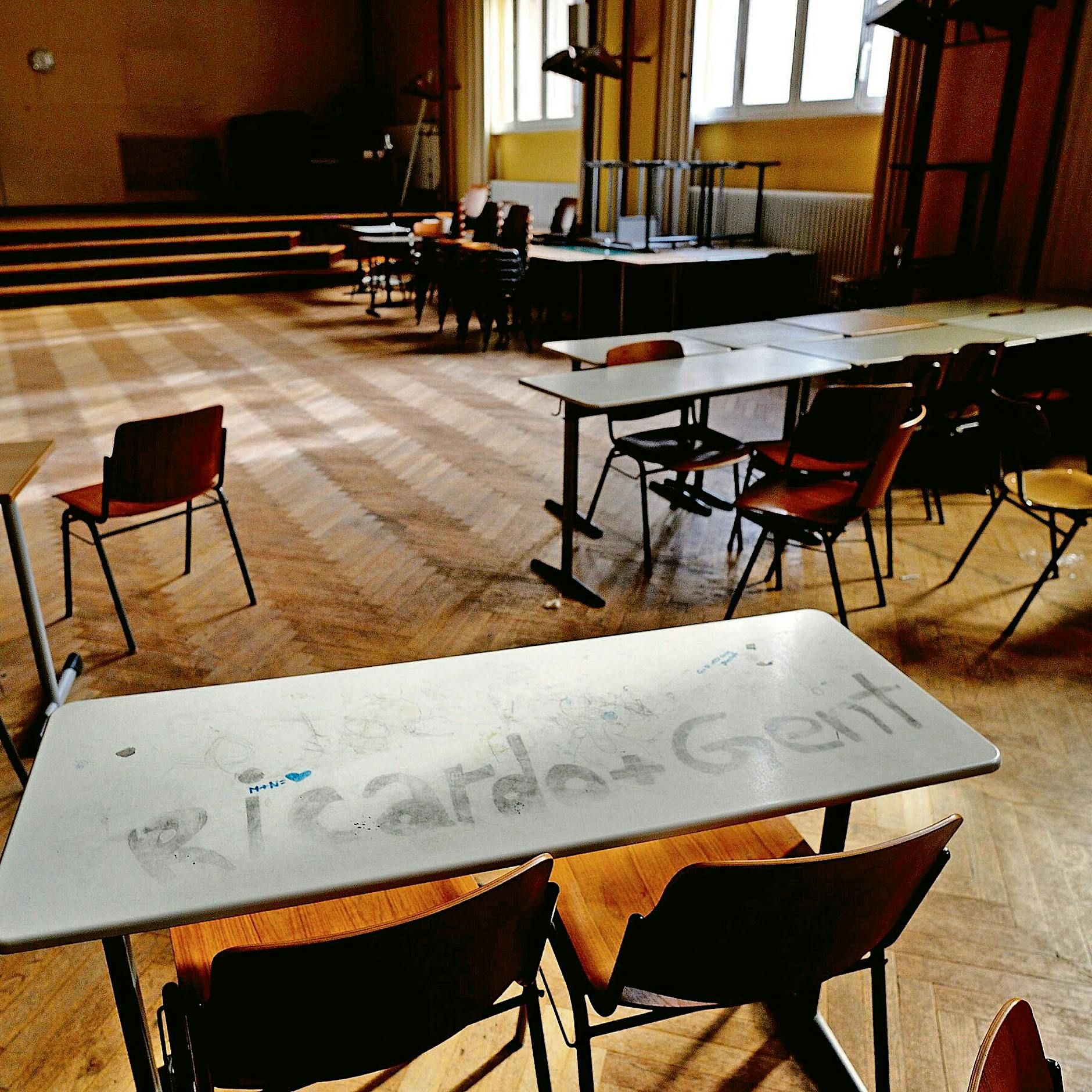 In diesen schwierigen Zeiten bei den Schulen sparen? Niemals!