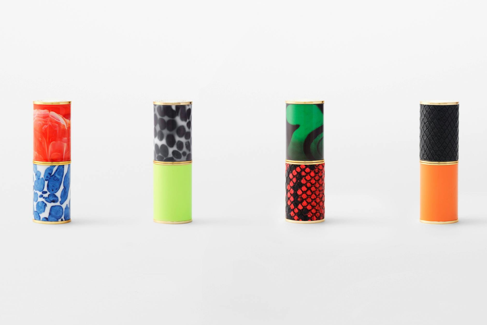 Die Stifte an sich kosten je 35 Euro, kauft man sie mit einer Hülse zusammen sind es 69 Euro.