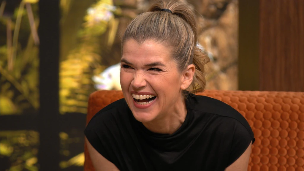 Die 33 besten Flachwitze! Diese kurzen Gags sind einfach zum Brüllen komisch – spielen Sie damit mal die Comedy-Show „LOL“ nach