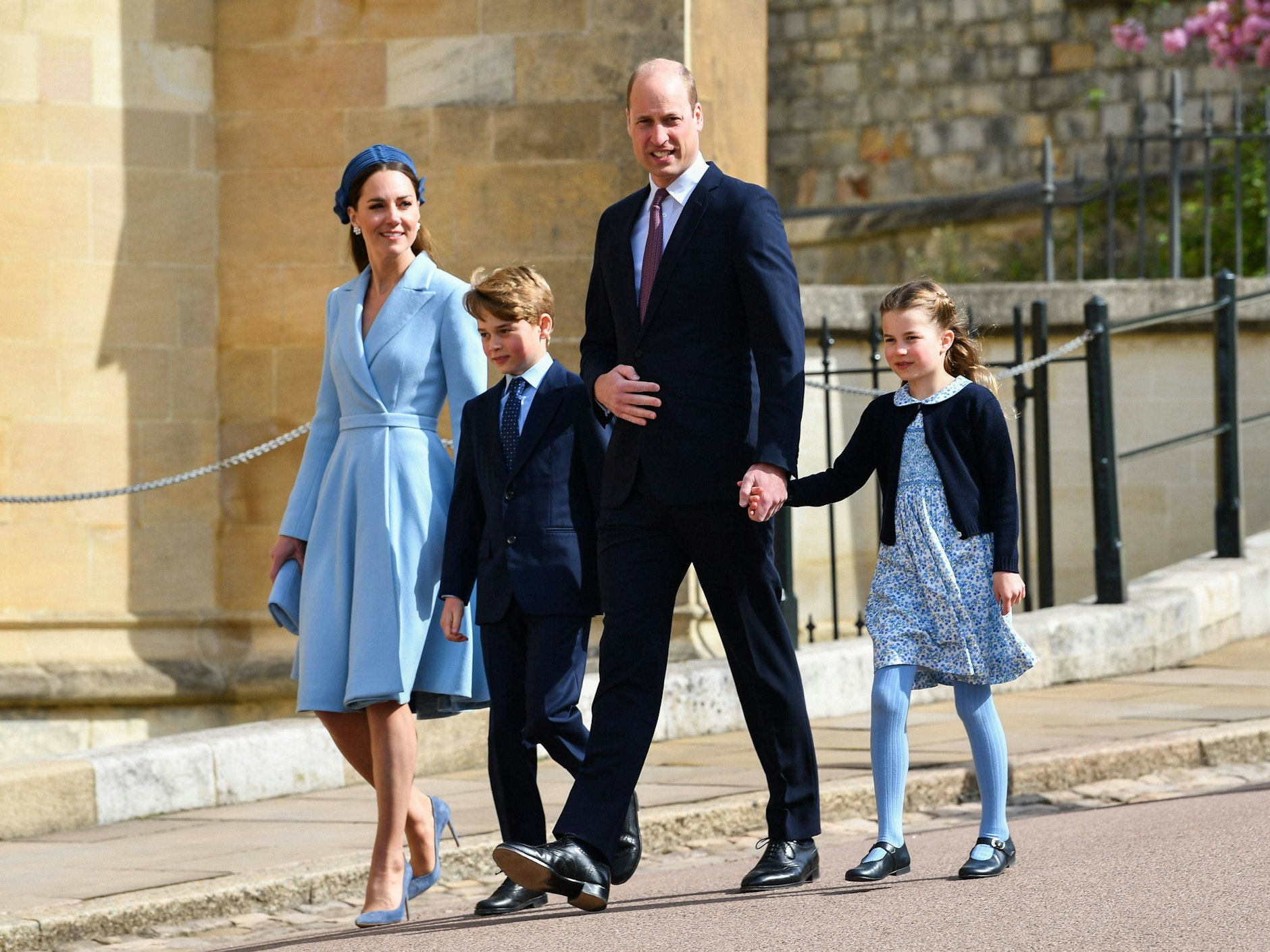 Kate und William mit ihren großen Kindern George und Charlotte.