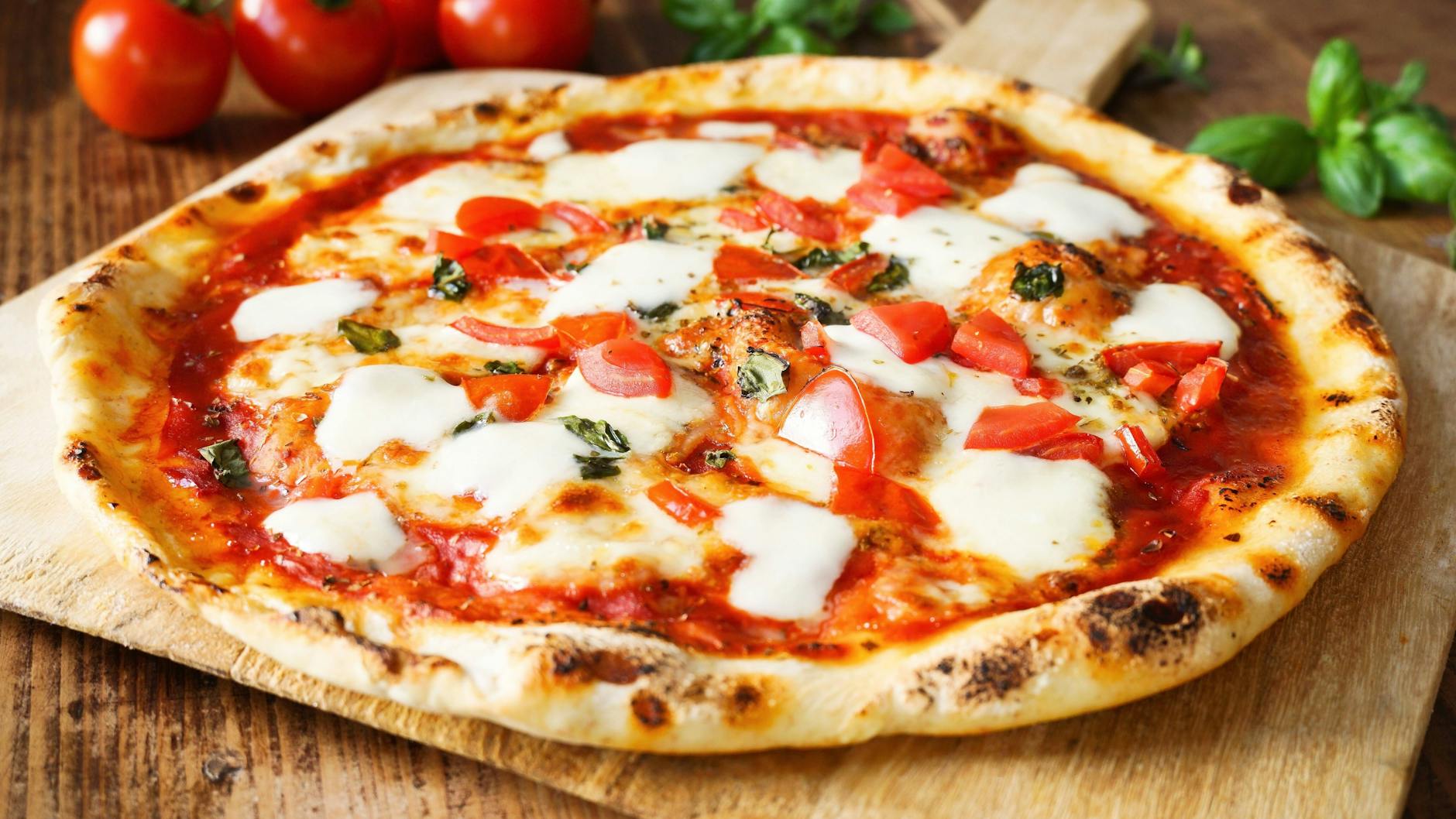 Manche Berliner können sich die Pizza mit dem Roboter kommen lassen (Symbolbild).