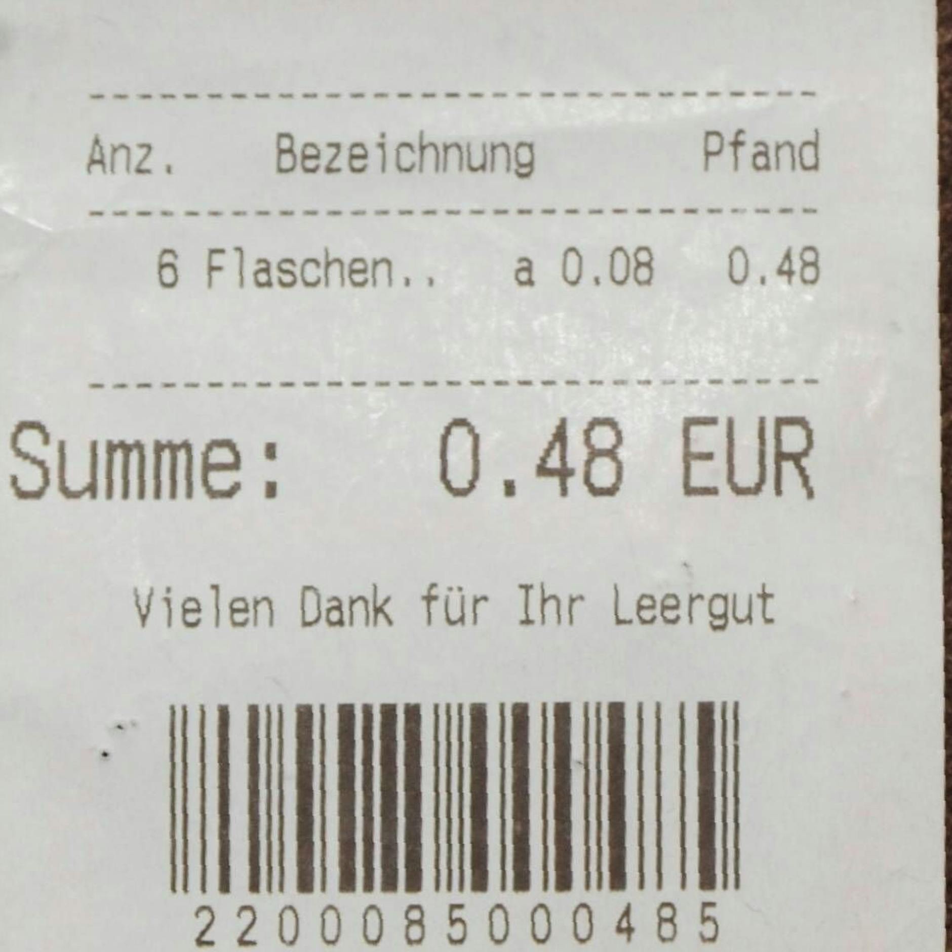 Zoff an der Supermarkt-Kasse! Kassiererin weist Kundin mit zwei Jahre altem Pfandbon ab – hat sie recht?