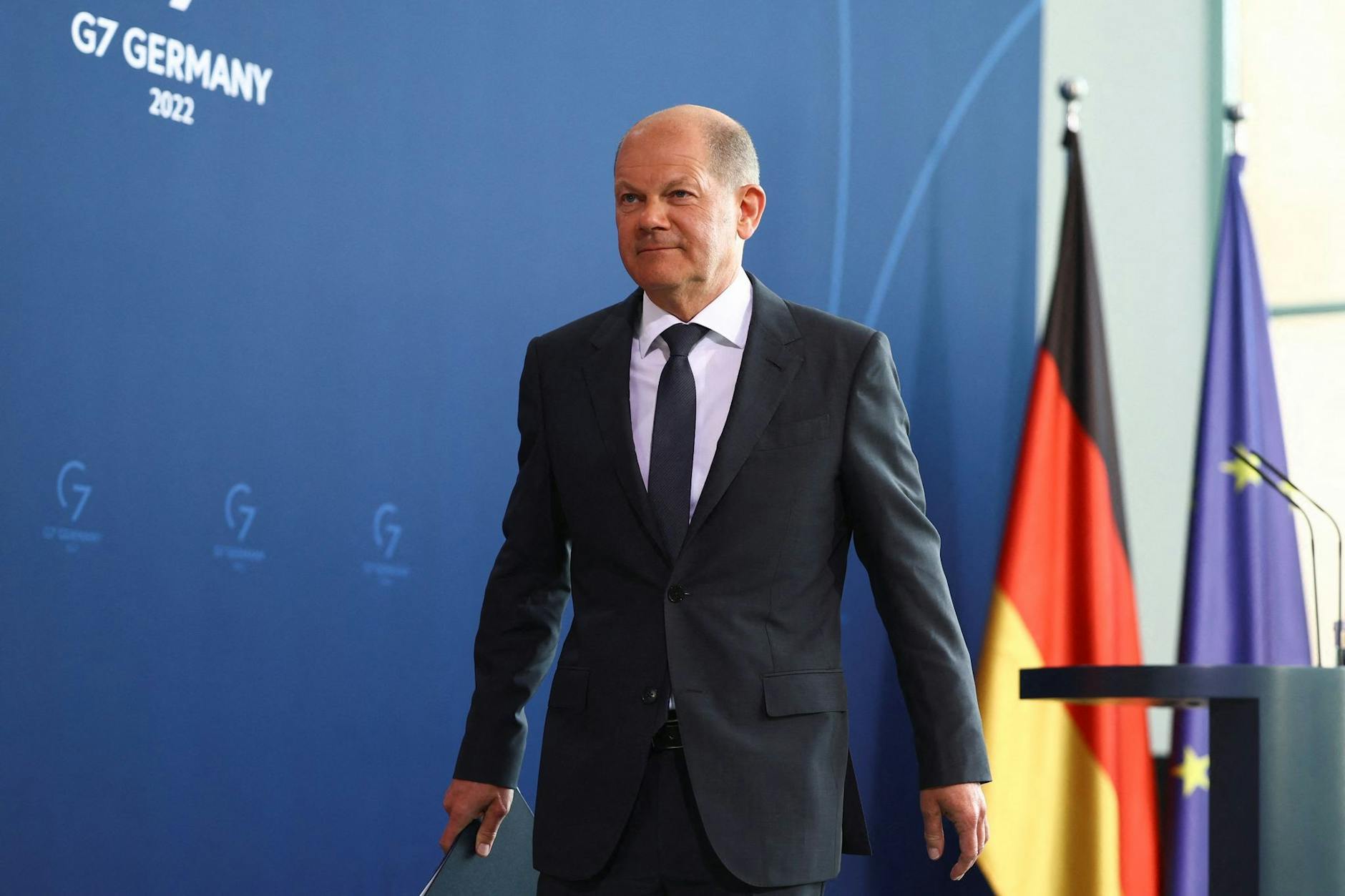 Bundeskanzler Olaf Scholz steht im Zentrum der Kritik aus der eigenen Koalition.