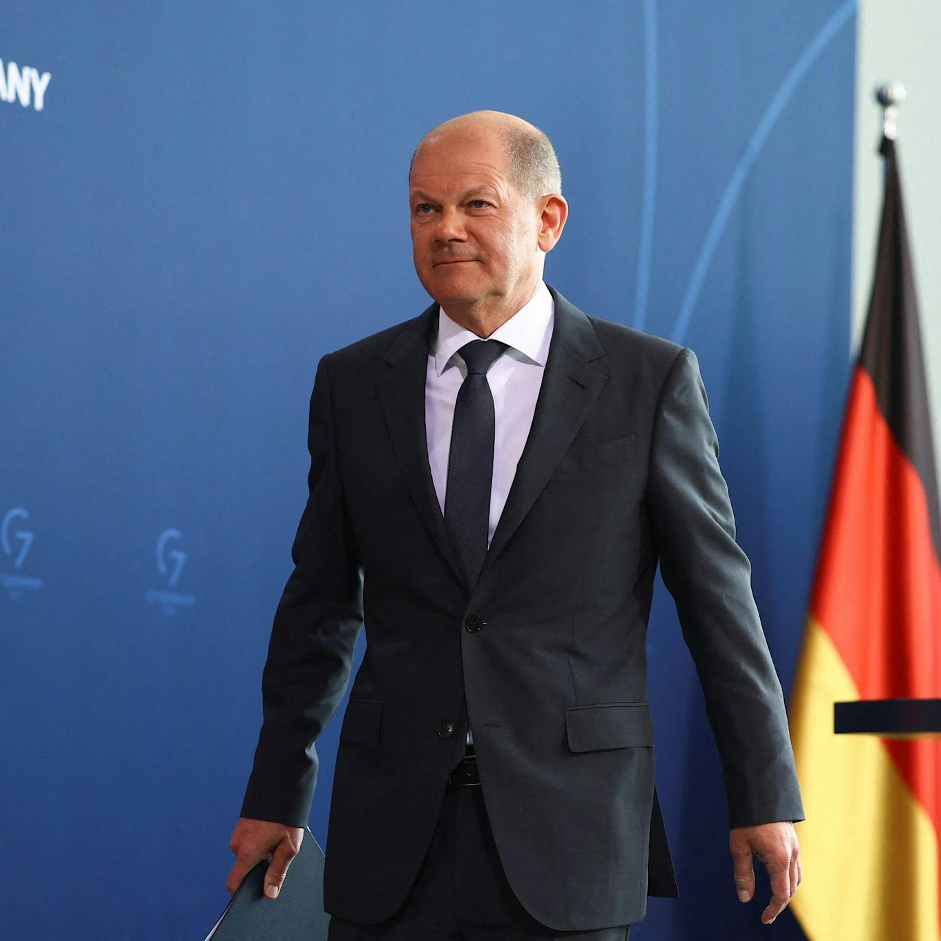 Erste Rücktrittsforderung gegen Bundeskanzler Scholz aus der eigenen Koalition! „Wir haben ein riesiges Problem, was unser Ansehen in der Welt betrifft“