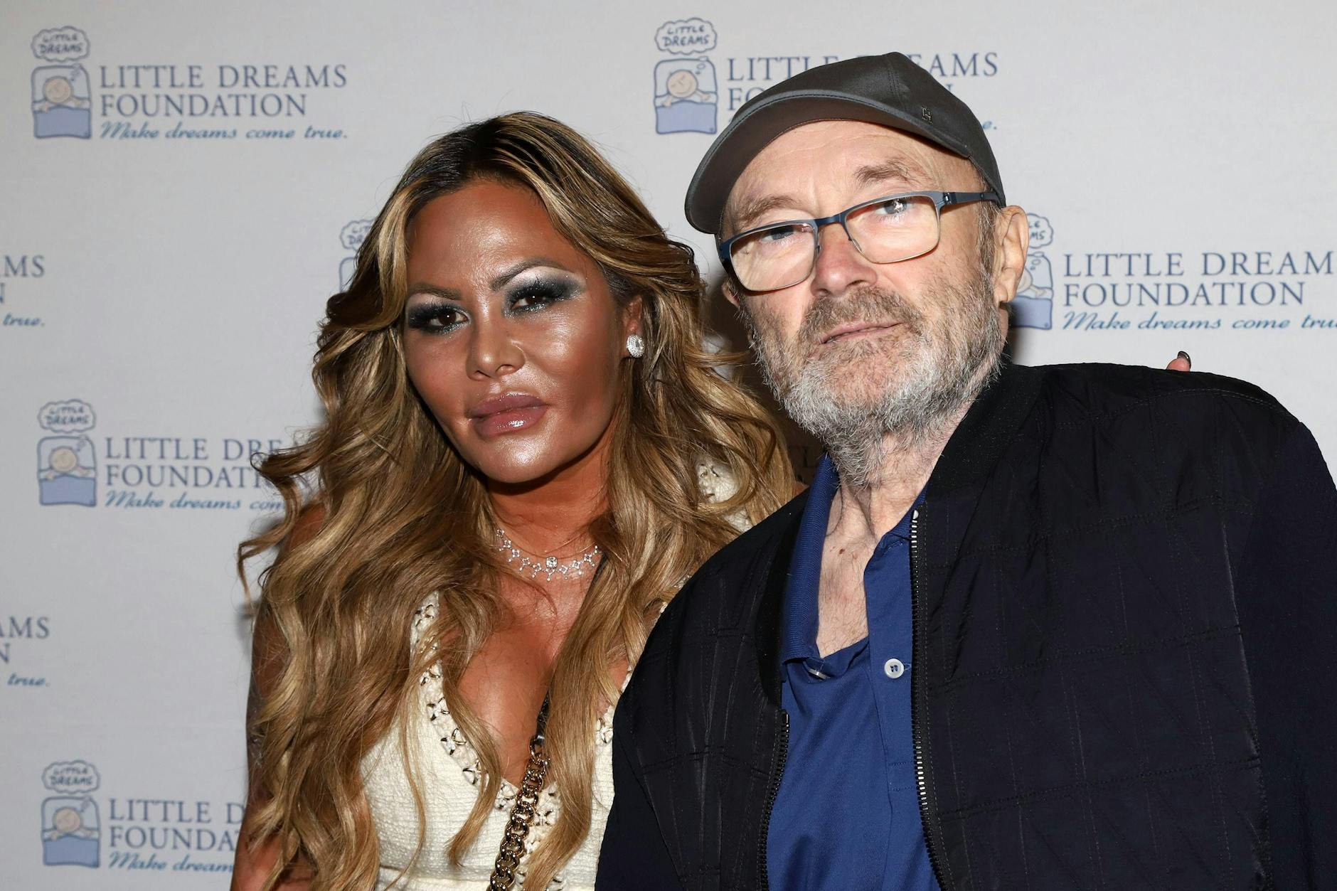 Zwischen Phil Collins und seiner Ex-Frau Orianne Cevey tobt ein erbitterter Scheidungskrieg.
