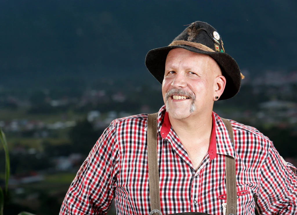 Riesen-Schock bei „Bauer sucht Frau International“-Felix: Auch die zweite Hofdame will nur noch weg!