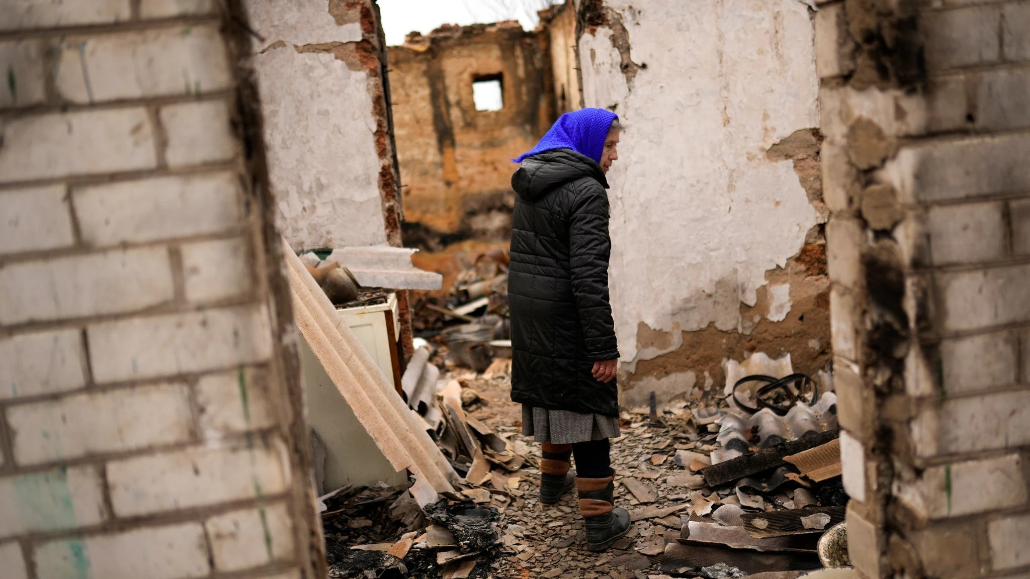 Auch zwei Monate nach dem Einmarsch russischer Truppen dauern die Kämpfe in der Ukraine weiter an. 