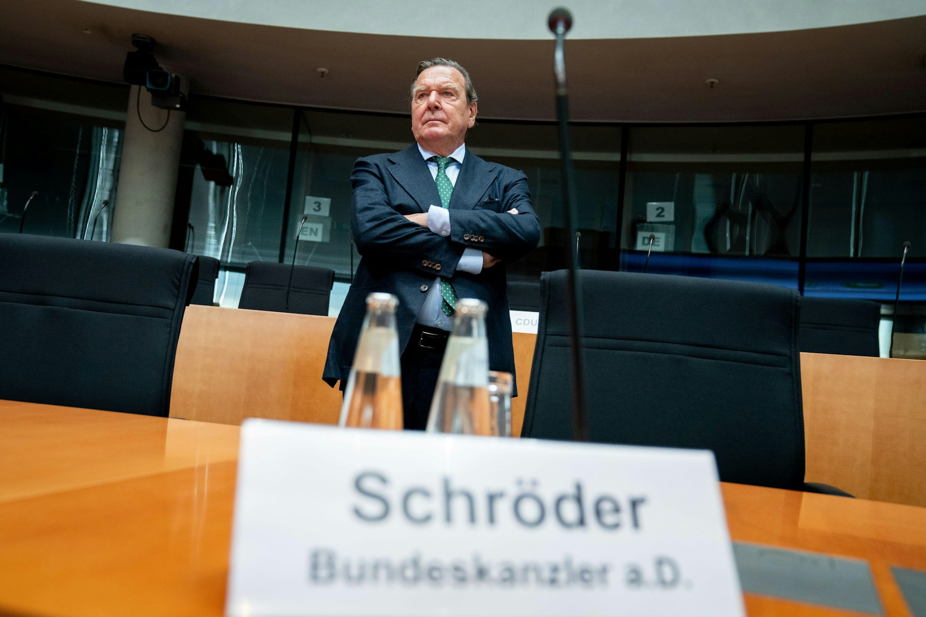 Gerhard Schröder (SPD), ehemaliger Bundeskanzler und jetziger Leiter Verwaltungsrat Nord Stream 2, bei einer Anhörung im Bundestag zum Pipeline-Projekt.