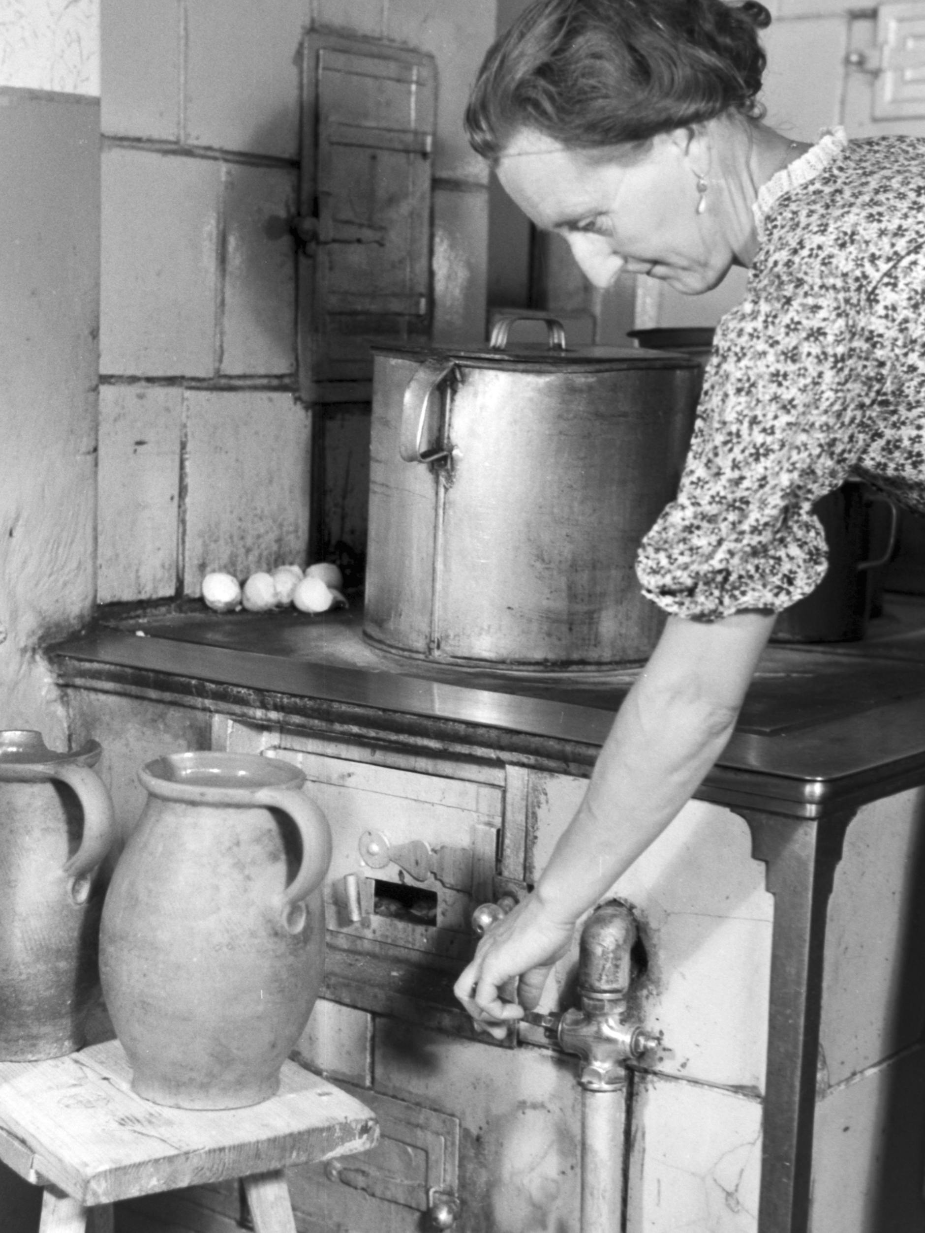 Gasherde hielten um das Jahr 1900 Einzug in die Küchen Berlins.