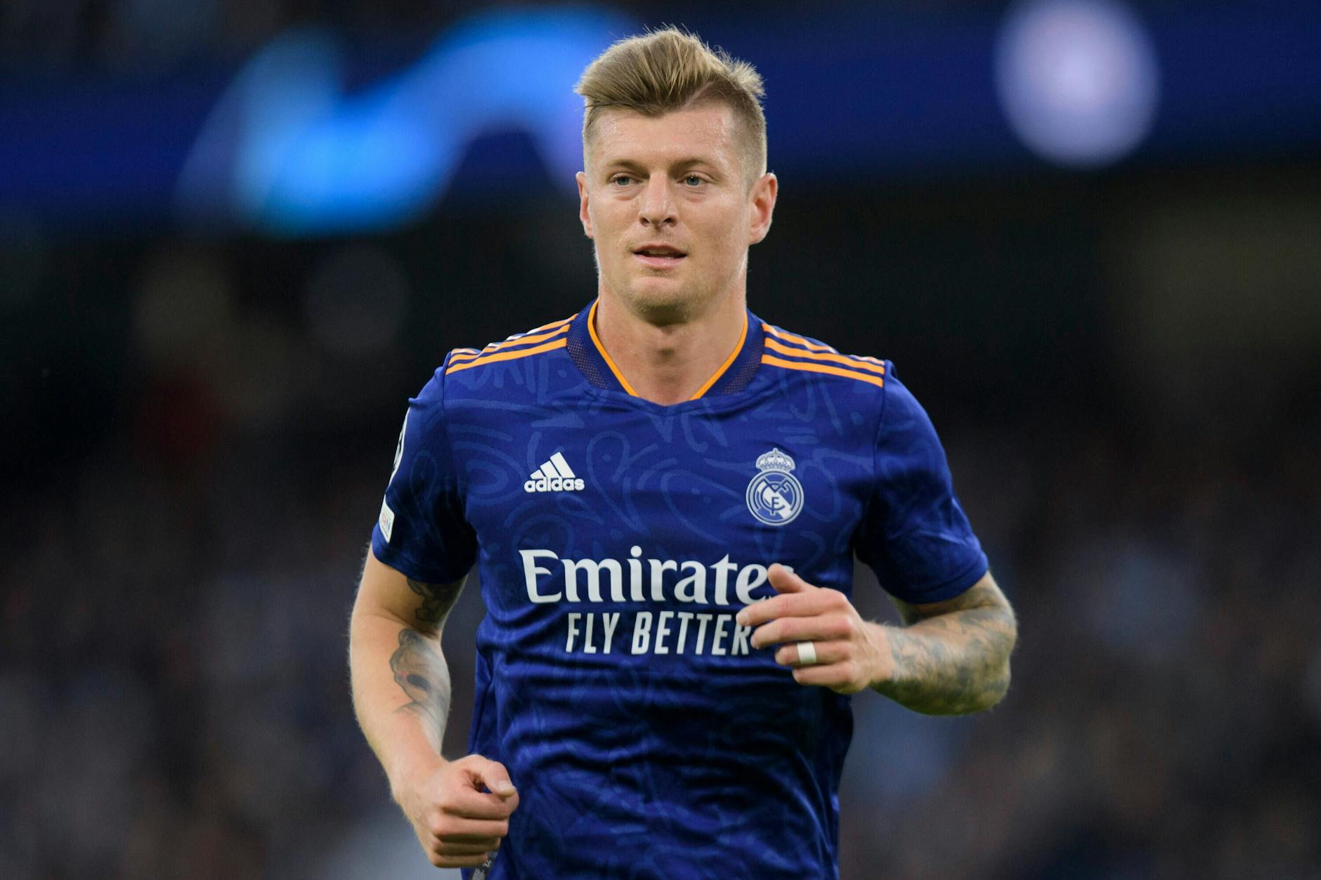 Toni Kroos nennt Gründe für die Dominanz des FC Bayern München.