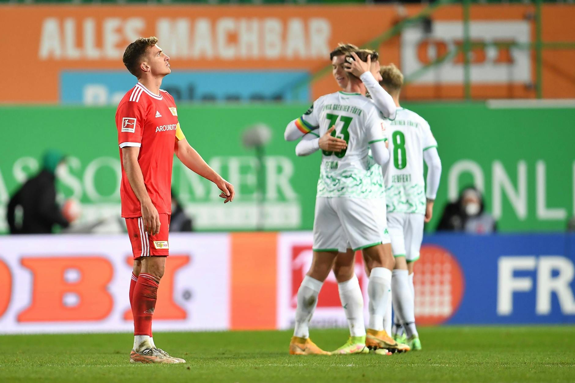 Grischa Prömel ist bedient, die Fürther jubeln. Diesmal soll es umgekehrt laufen.