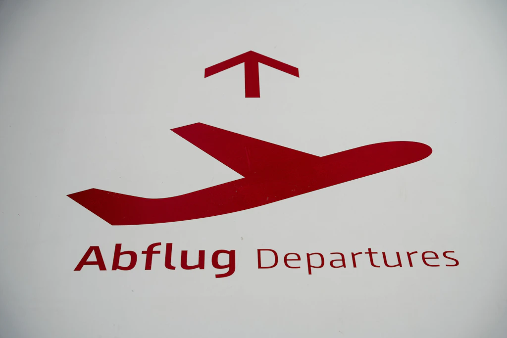 Was passiert, wenn die Fluglinie einfach den Urlaubsflug streicht?