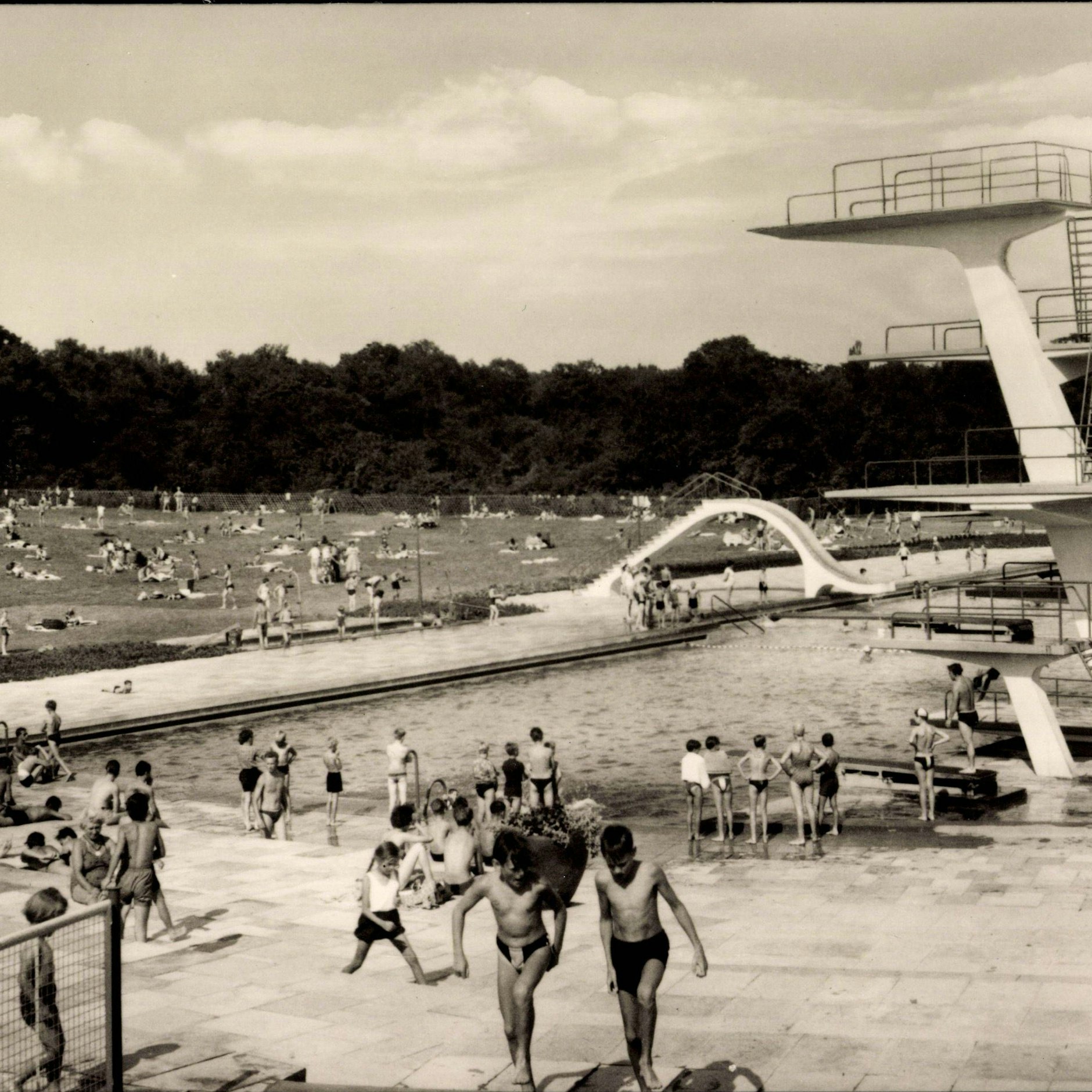 Das Freibad am Pankower Schlosspark, etwa 1935