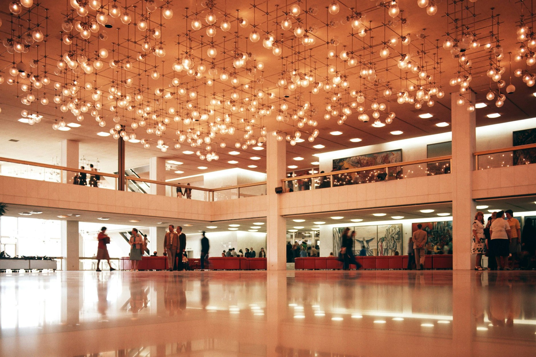 Lampen im Palast der Republik sind ein Spektakel für sich