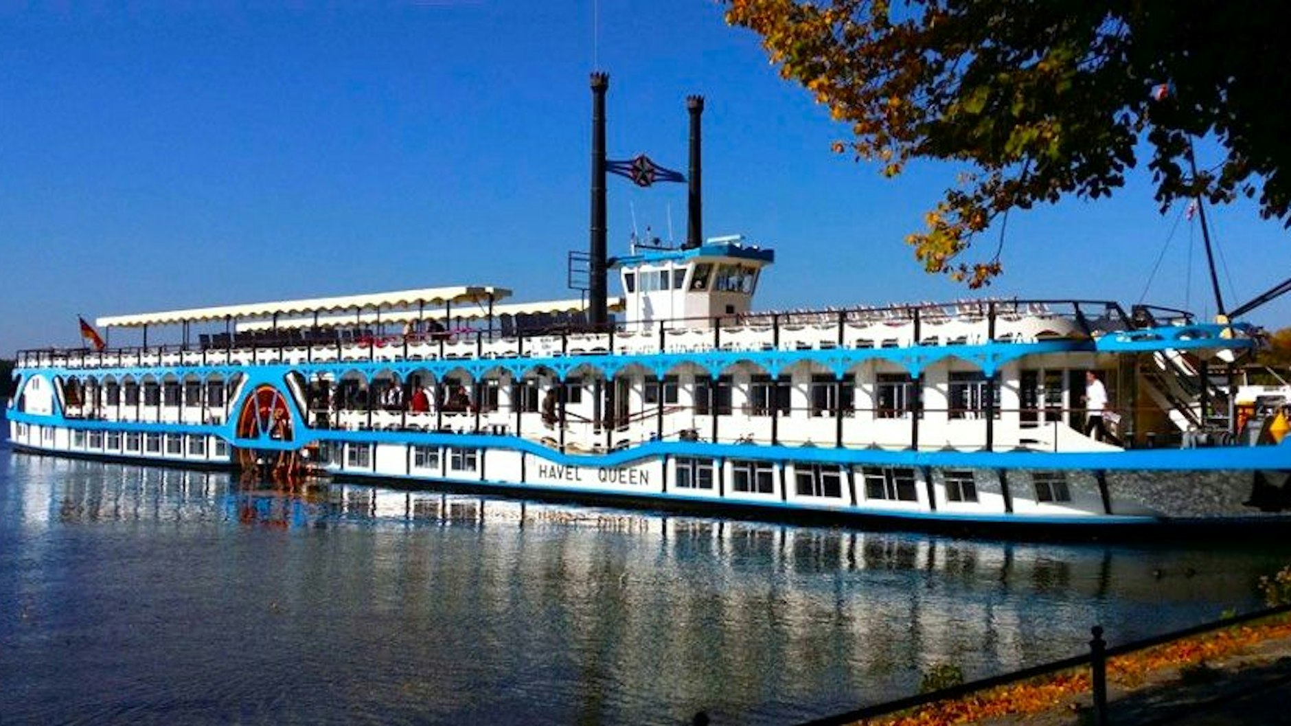 Mit dem Mississippi-Dampfer MS „Havel Queen“ über den Tegeler See.
