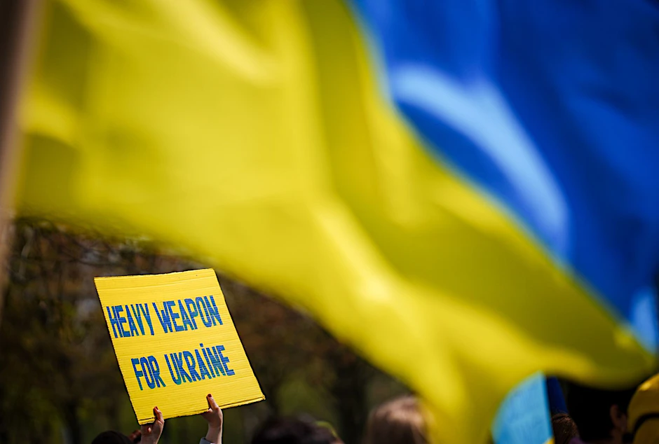 Schon lange gefordert: Schwere Waffen für die Ukraine.&nbsp;Demonstration vor dem Bundeskanzleramt in Berlin am 25. April.