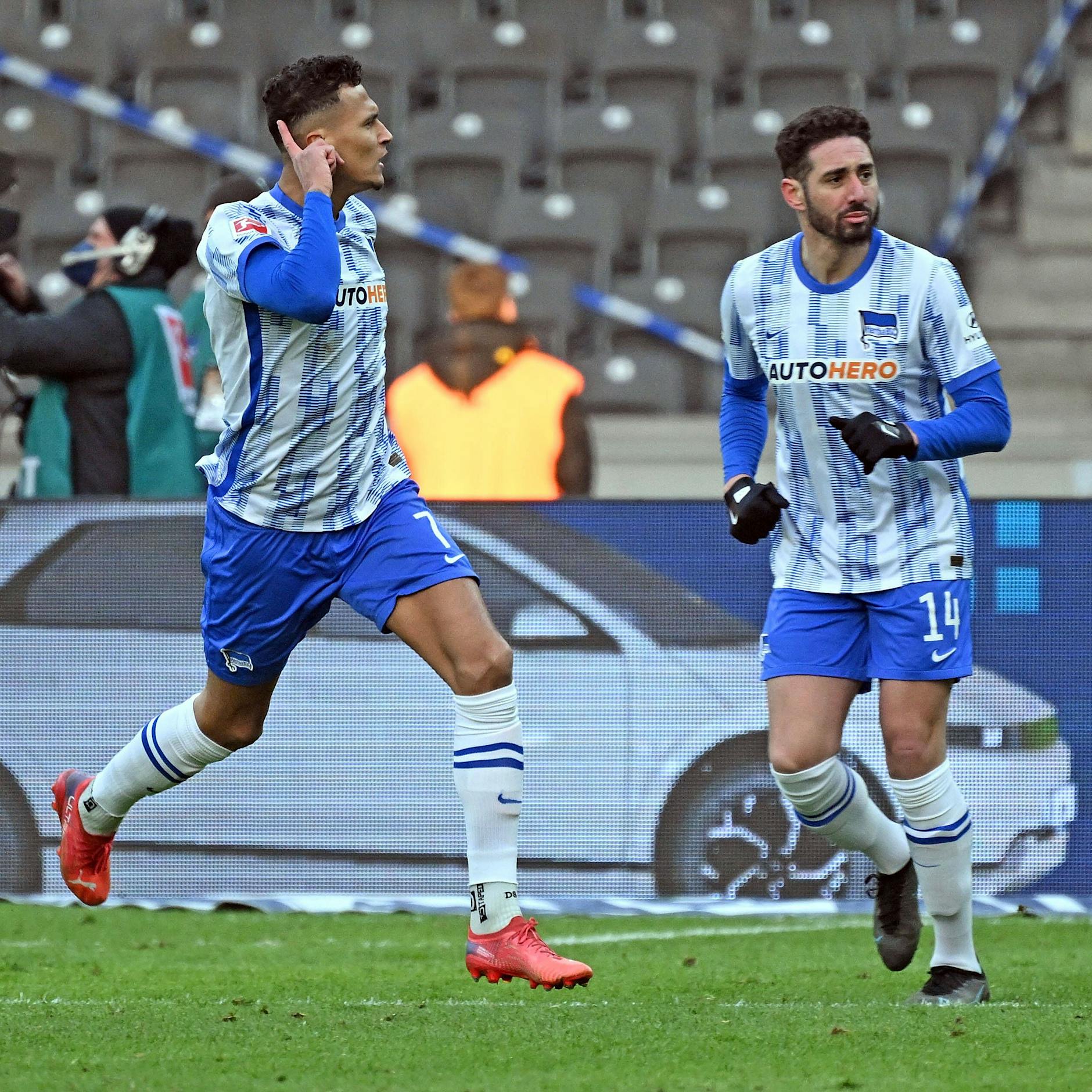 Herthas Felix Magath pokert noch: Zaubert er die Doppelspitze Selke und Belfodil aus dem Hut?