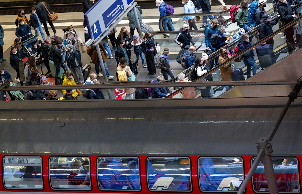 Ukraine-Krieg: Deutsche Bahn muss Regionalzüge verkürzen