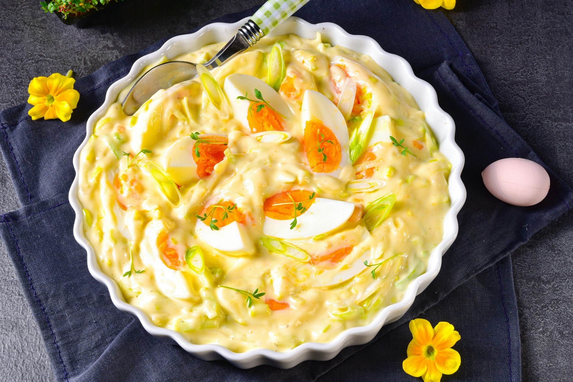 Der 7-Tassen-Salat ist richtig lecker – und die Zutaten können im Rezept beliebig variiert werden.