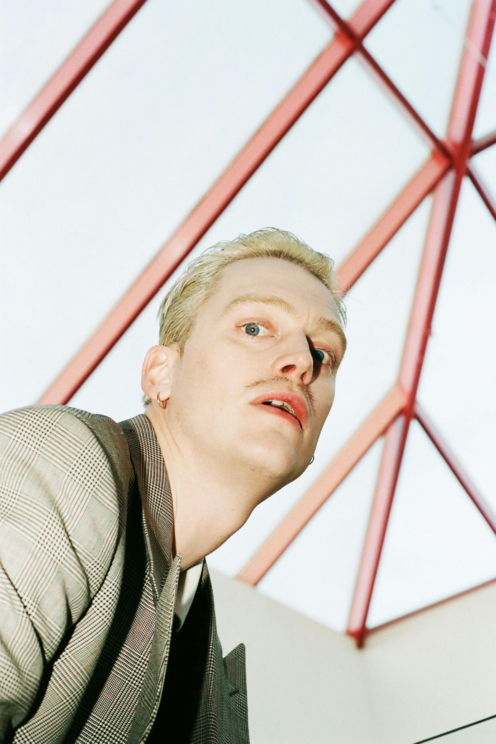 Sean Nicholas Savage