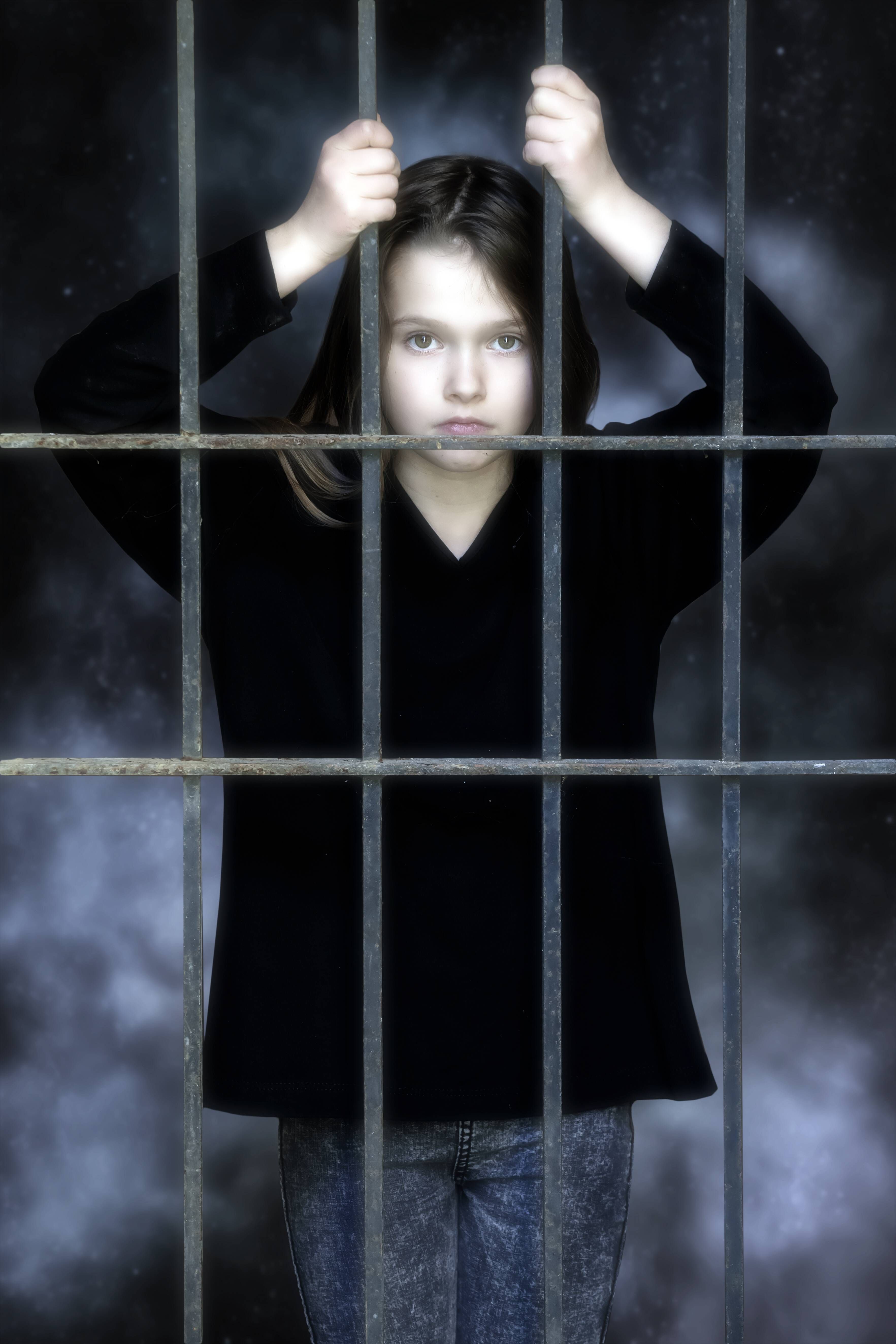 Unglaublich, aber wahr: In Berlin saßen in den letzten fünf Jahren 28 Kinder im Knast – obwohl sie nichts getan haben!