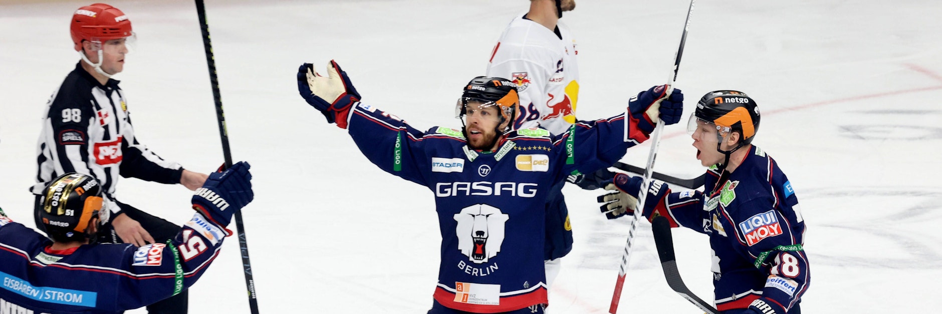 Eisbären-Stürmer Kevin Clark traf zum 1:0 gegen München und will die Finalserie bereits am Sonntag wieder drehen.