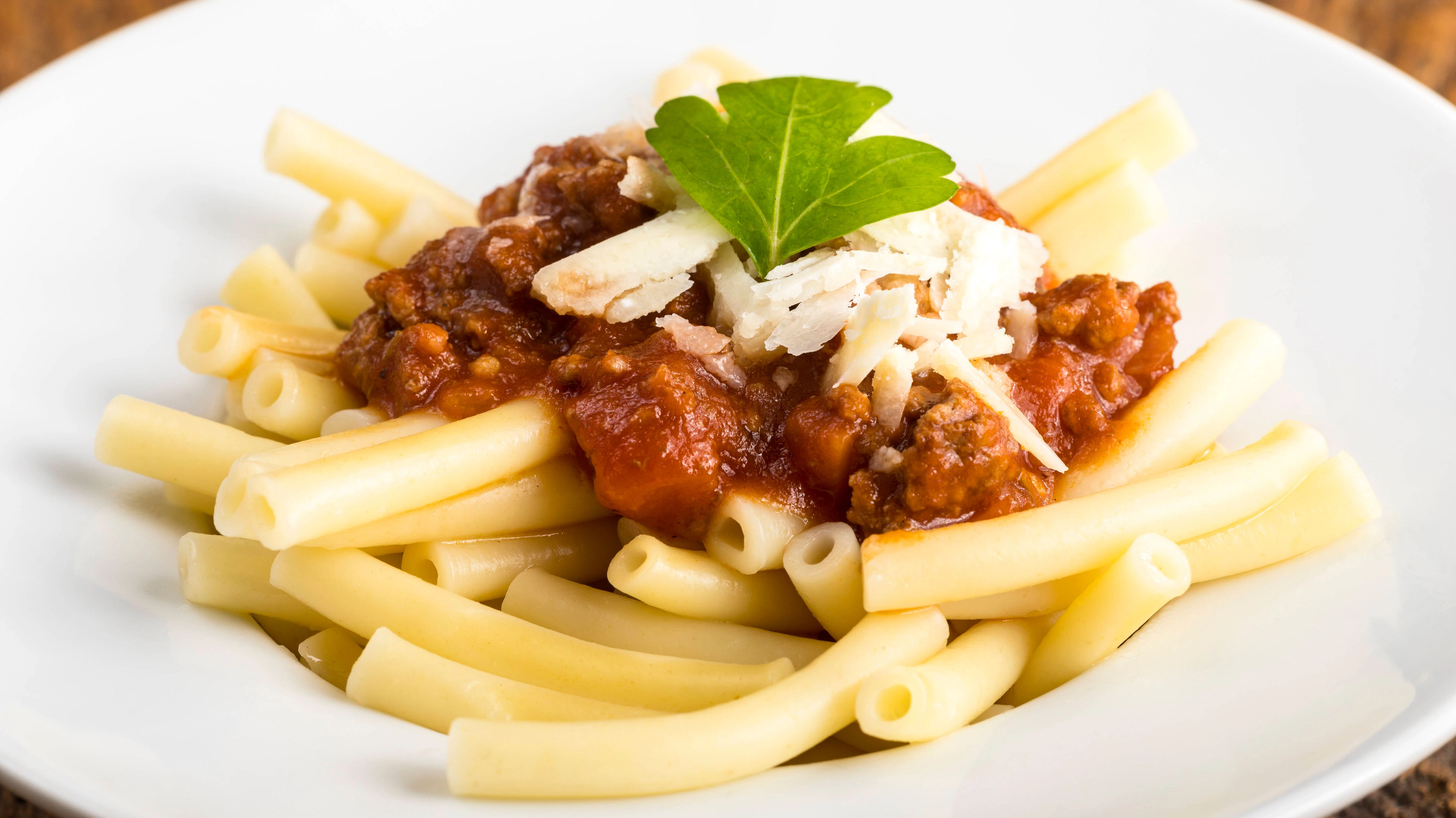 Zur perfekten Bolognese passen natürlich auch andere Nudeln. 