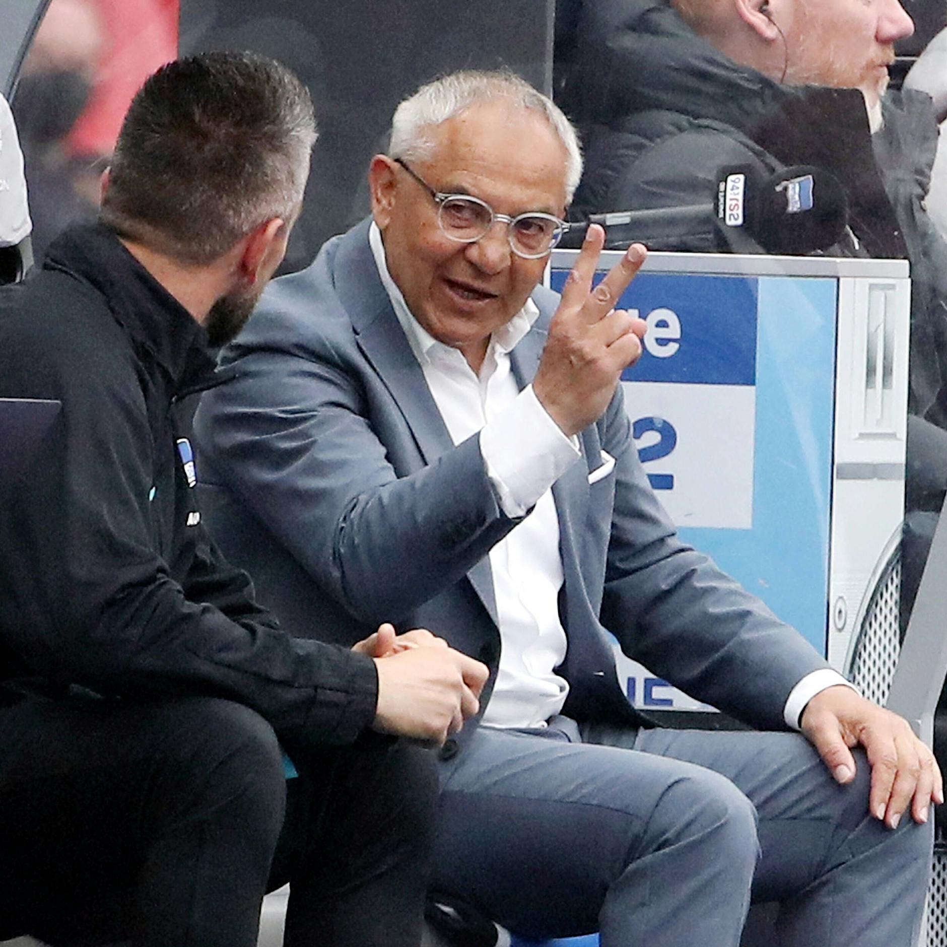 Relegation gegen den HSV? So brutal manipuliert Felix Magath die Hertha-Stars!
