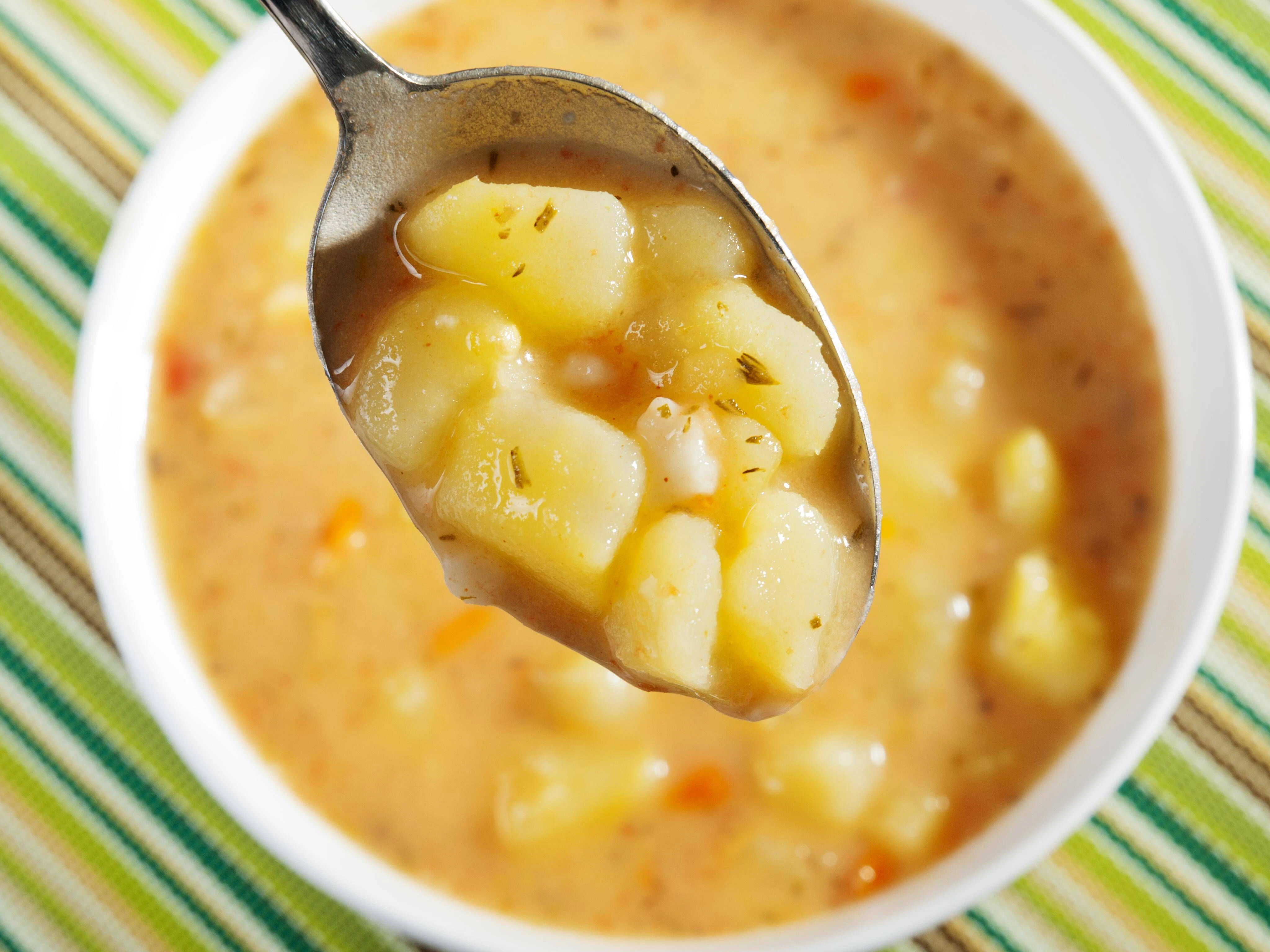 Die Sächsische Kartoffelsuppe muss noch Stückchen haben!