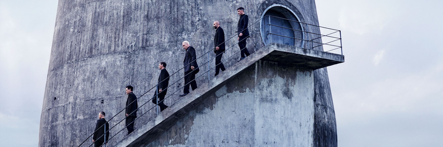 Das Cover des neuen Albums„ Zeit“ zeigt den Adlershofer Trudelturm. Man muss Rammstein nicht mögen - aber auch die Gegner sollten akzeptieren, dass es Gründe für ihren Erfolg geben muss.