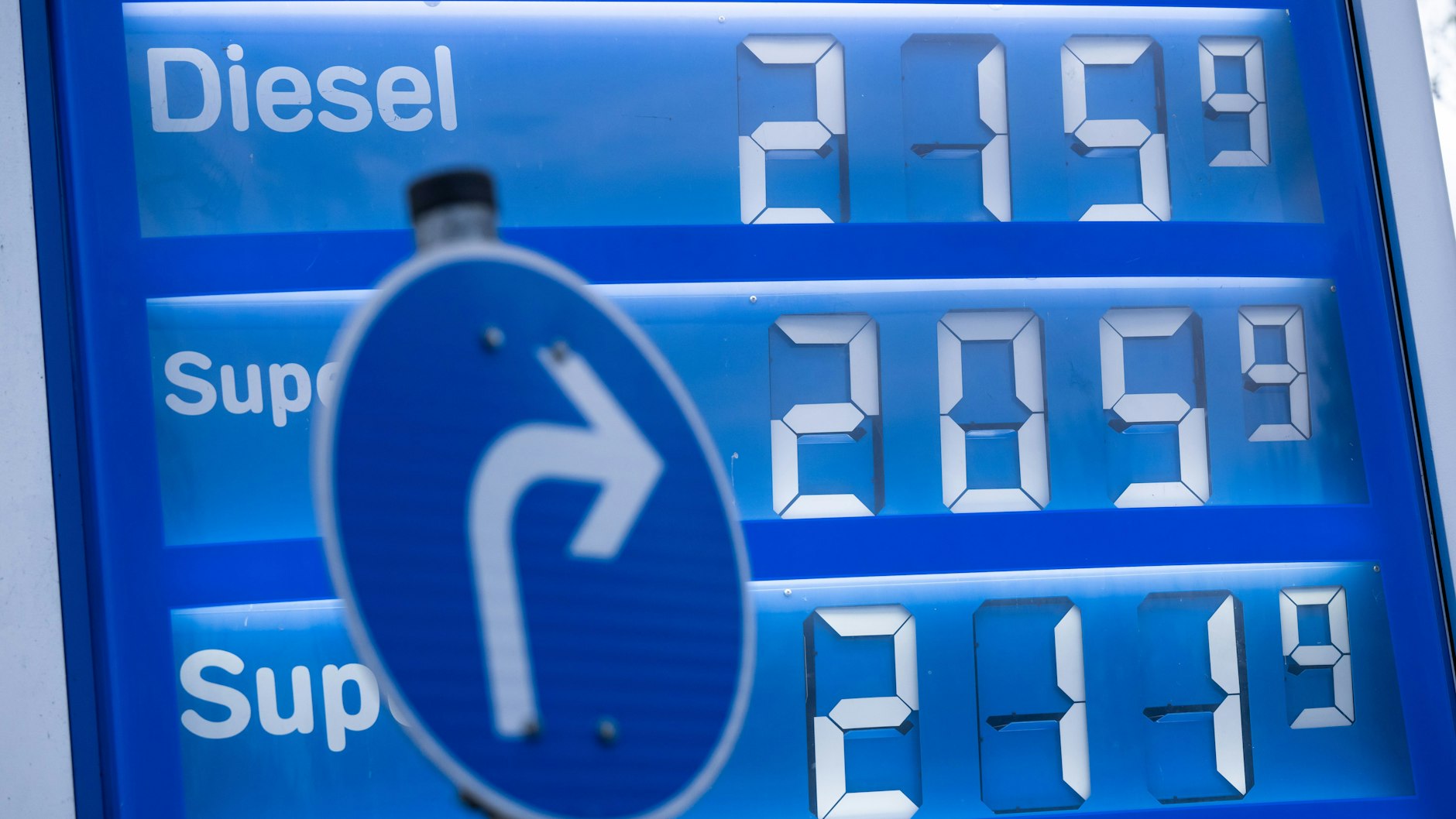 Die Spritpreise steigen wieder. Lohnt sich die Fahrt nach Polen?