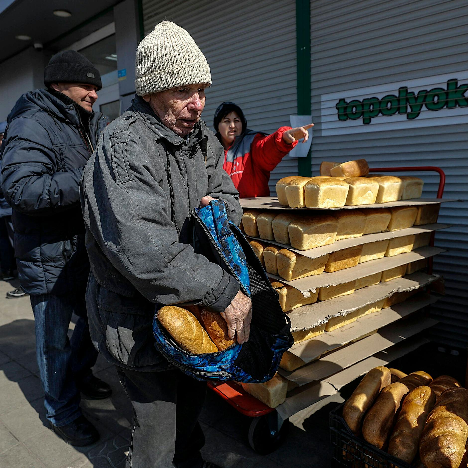 400.000 Tonnen abtransportiert: Russland klaut Getreide aus der Ukraine