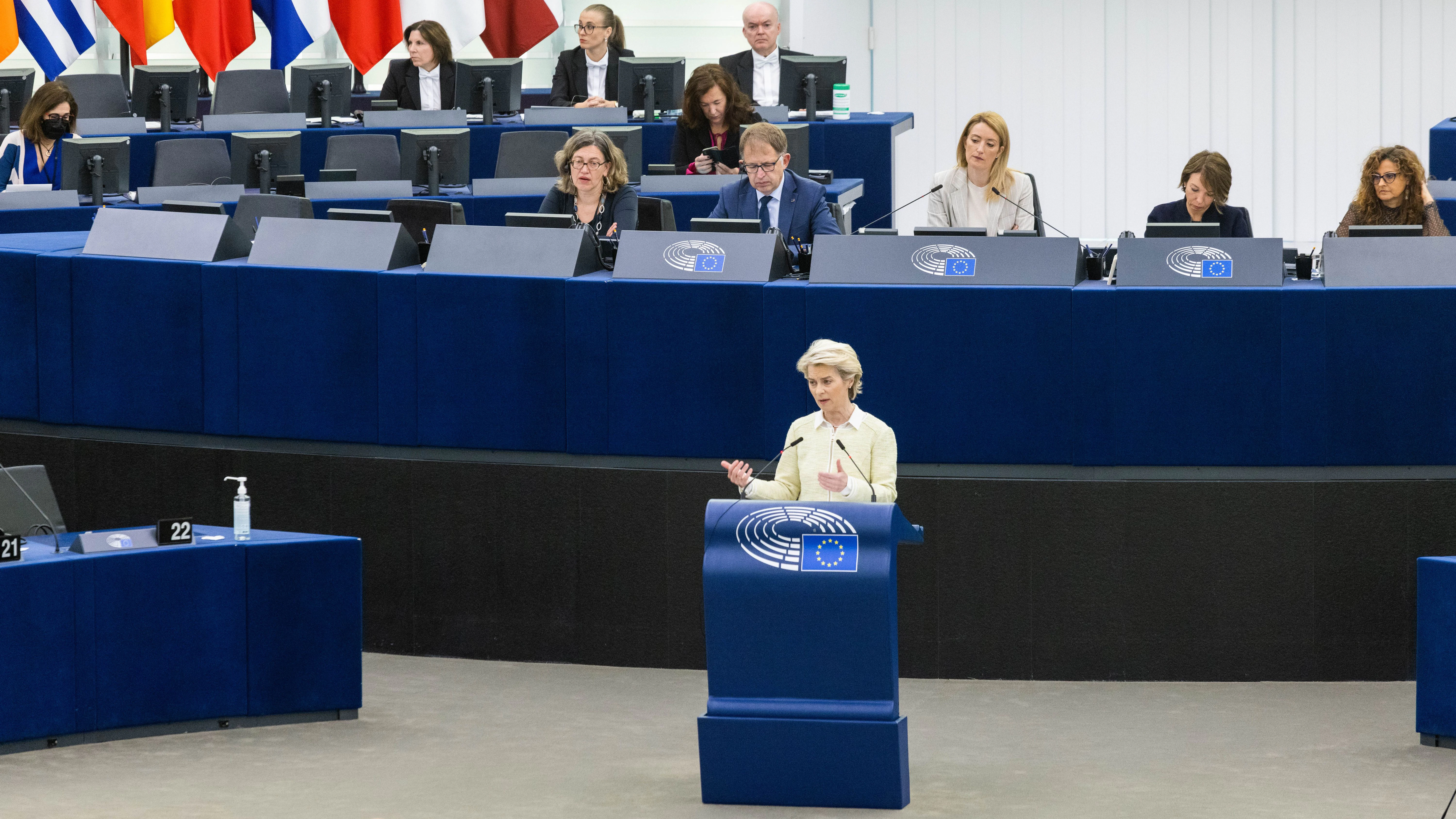 Ursula von der Leyen spricht im EU-Parlament: „Wir wollen, dass die Ukraine diesen Krieg gewinnt.“