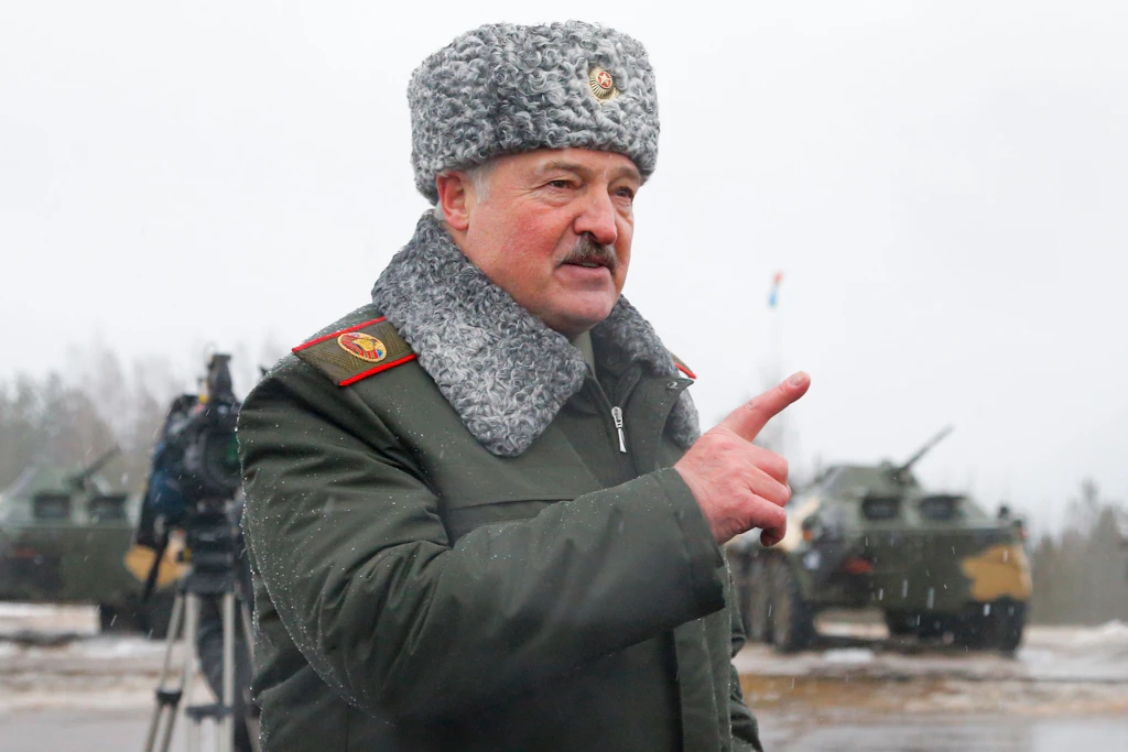 „Gefechtsaufgaben einüben“: Unangekündigtes Militärmanöver in Belarus