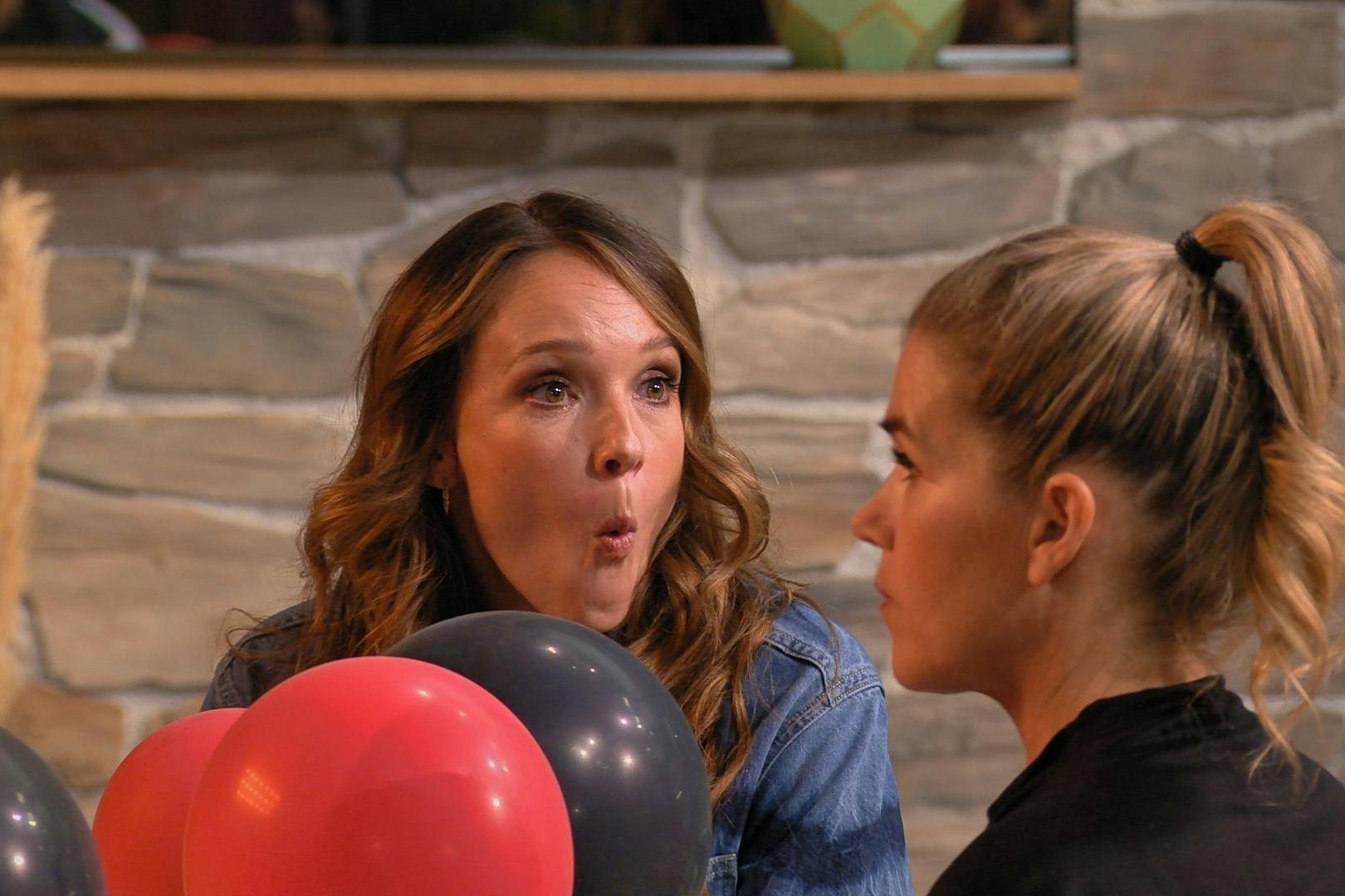 Auch Carolin Kebekus und Anke Engelke gehörten zum Cast der dritten Staffel von LOL - Last One Laughing.