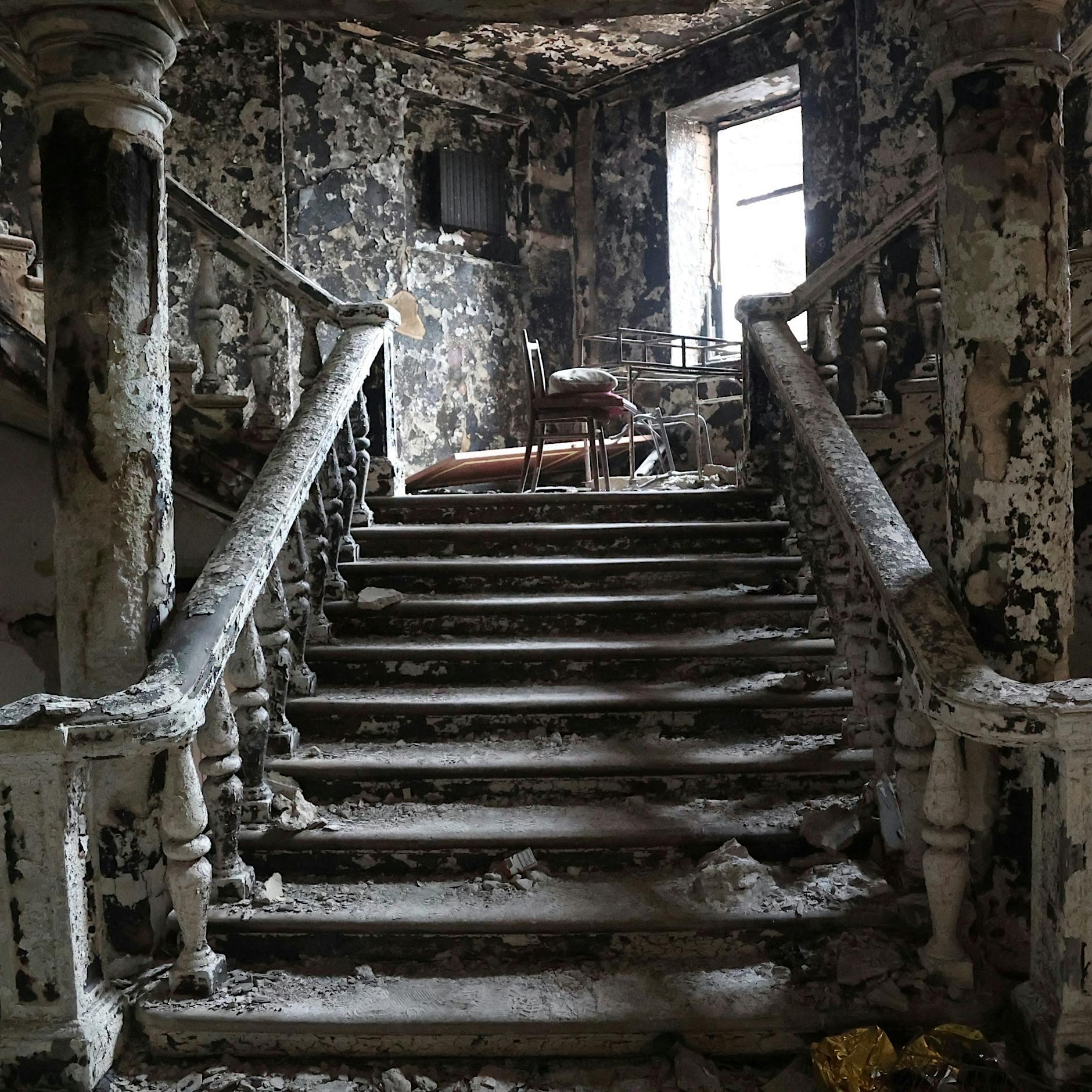 Bericht: Bis zu 600 Tote bei Angriff auf Theater in Mariupol