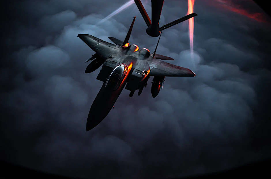 Ein Kampfflugzeug vom Typ F-15E Strike Eagle der US Air Force.
