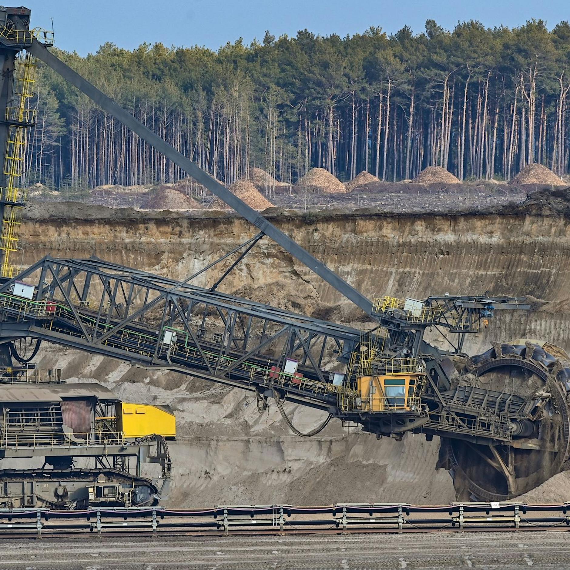 Tagebau Jänschwalde darf weiter Kohle fördern
