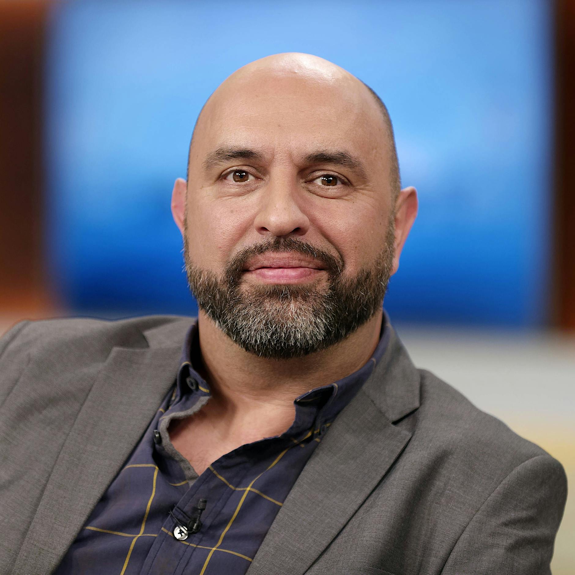 Serdar Somuncu im Interview: Die Deutschen sehnen sich nach Krieg