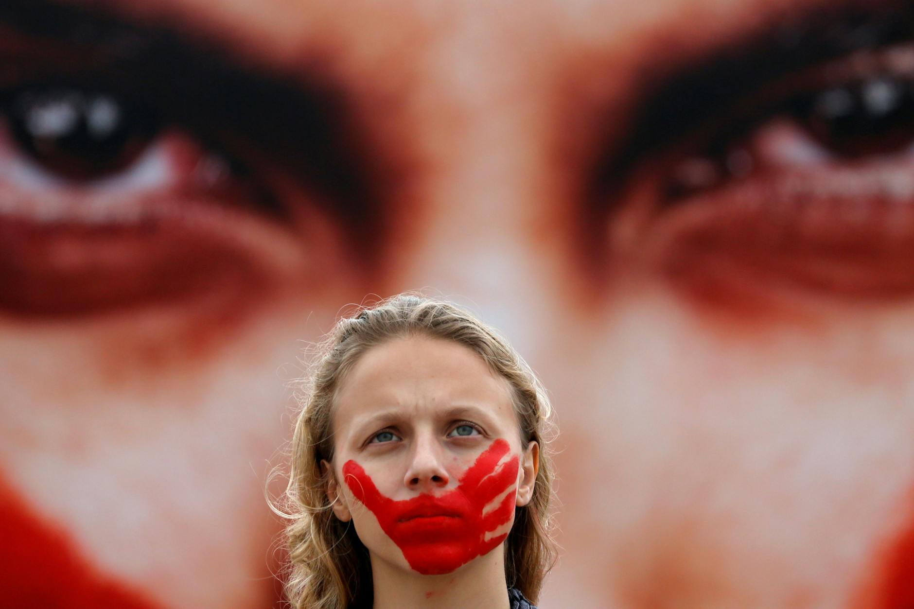 Aktivistin bei einer Demonstration gegen Gewalt gegen Frauen in Brasilien.