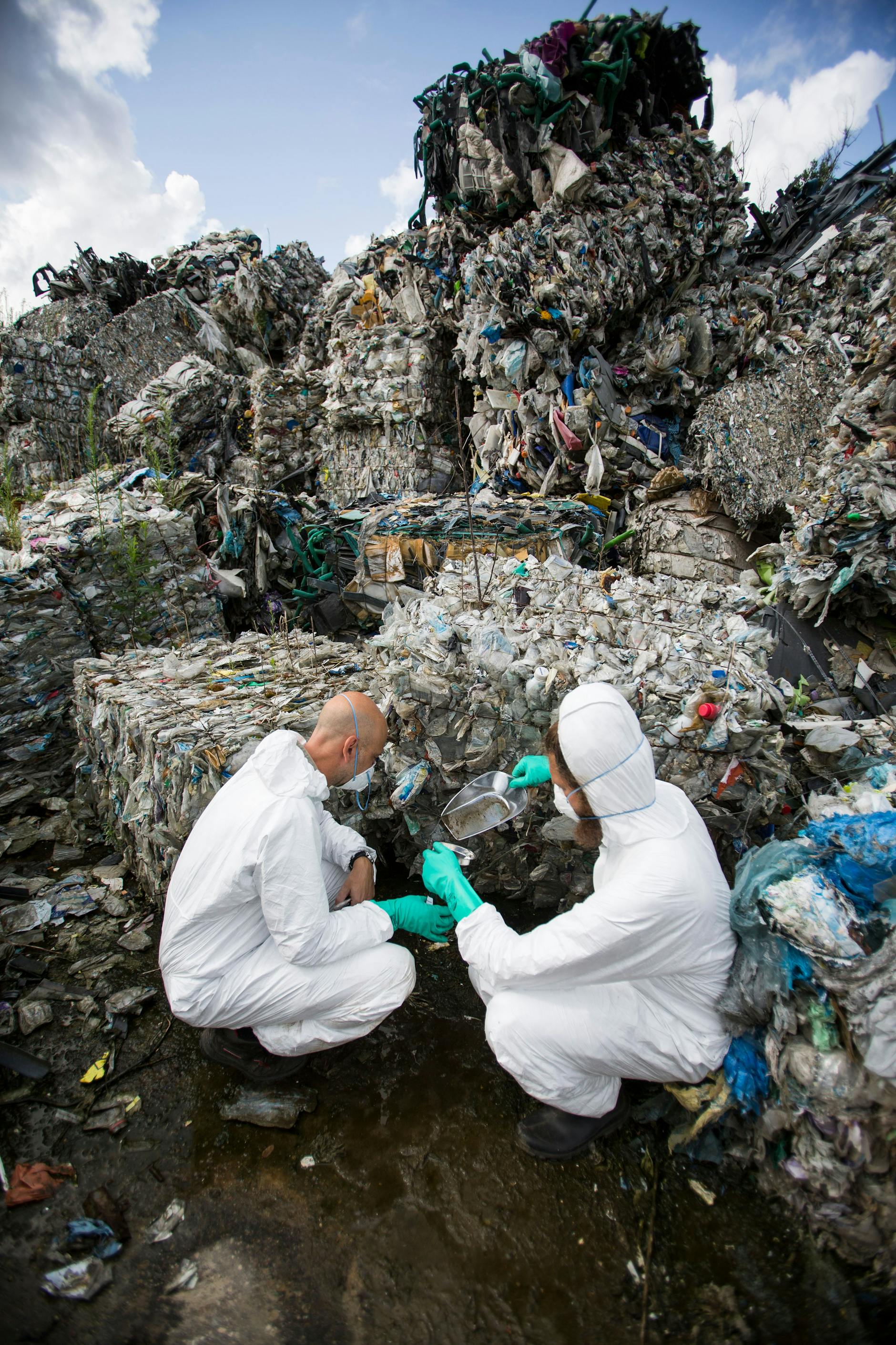 Spurensuche auf der Deponie von Sarbia.