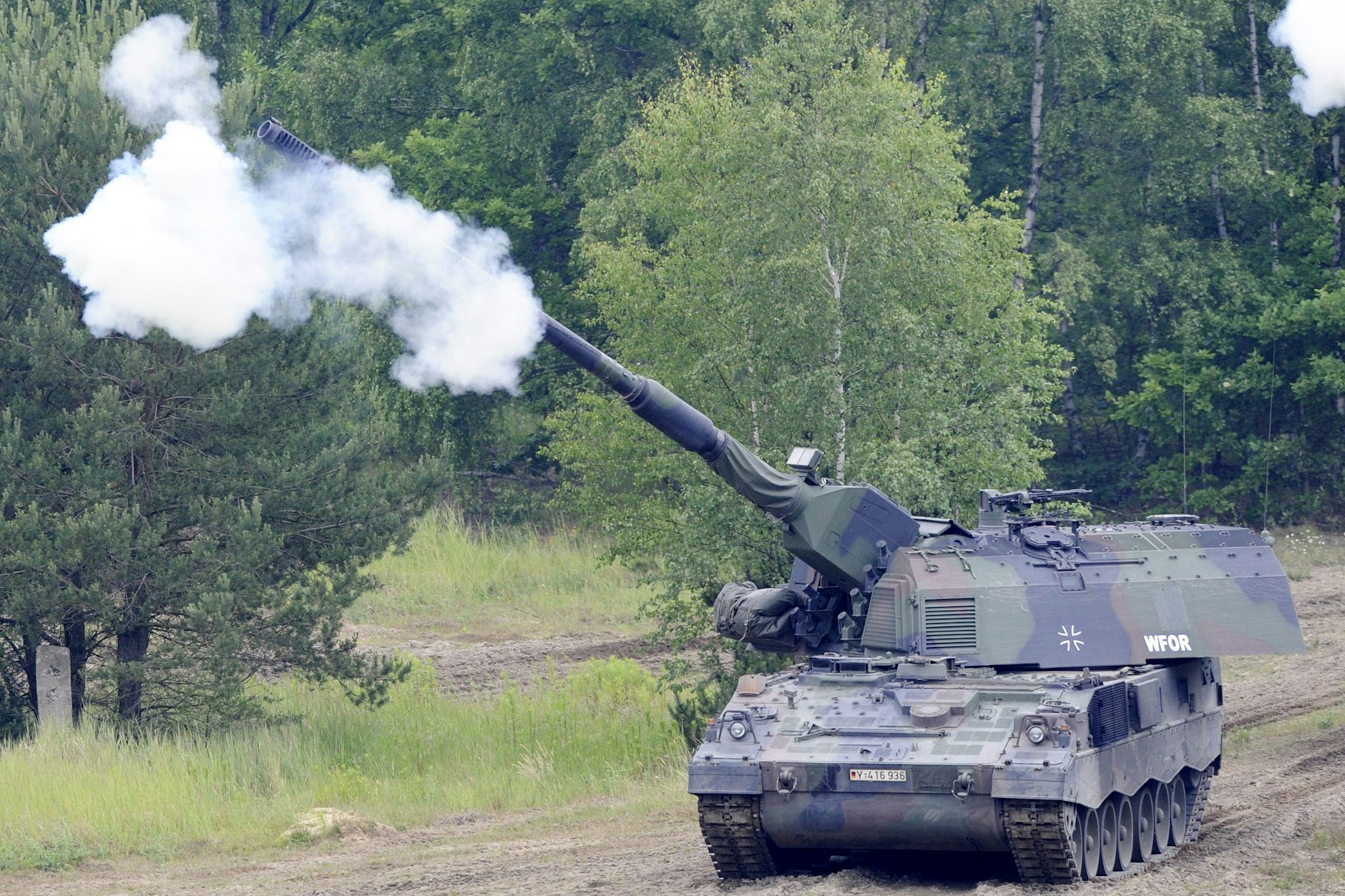 Auch Panzerhaubitzen liefert Deutschland in die Ukraine. 