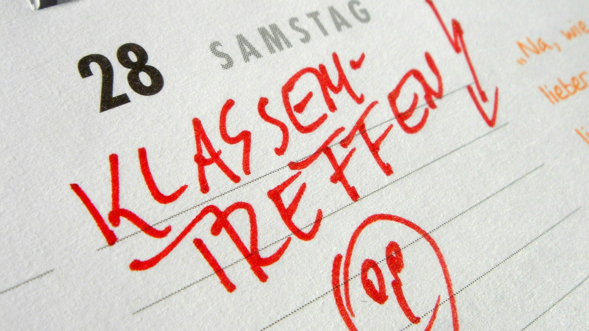 Symbolfoto Klassentreffen