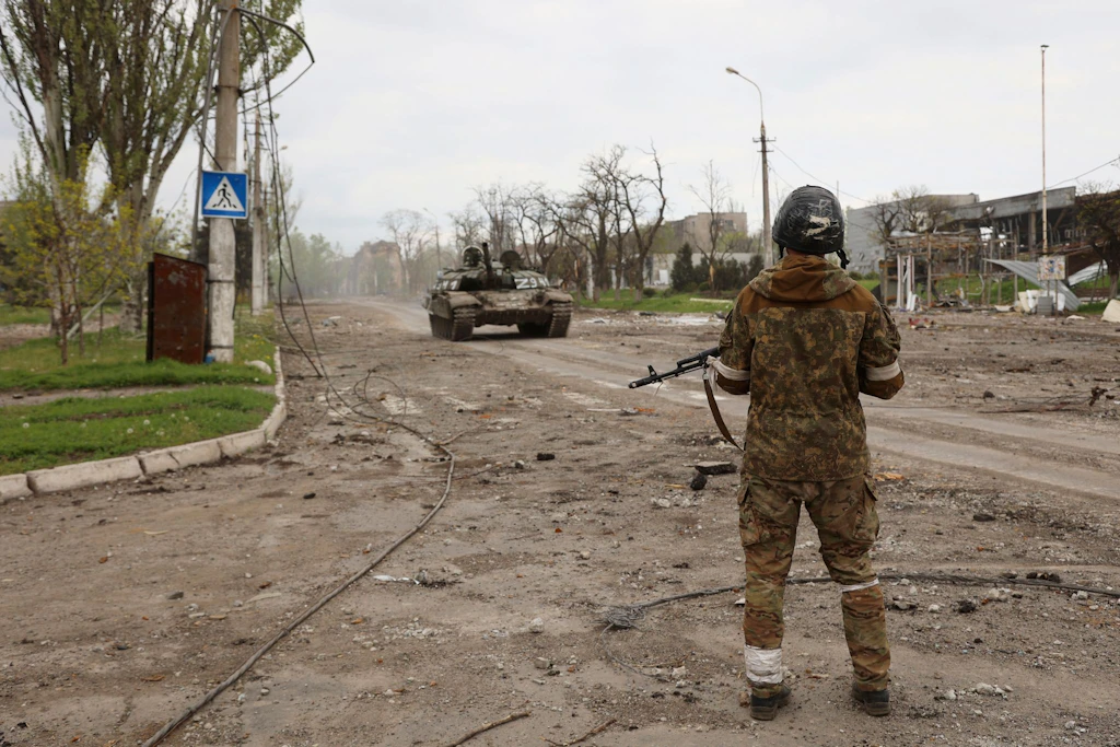 Ukrainisches Präsidialamt: Knapp 500 Zivilisten aus Mariupol evakuiert