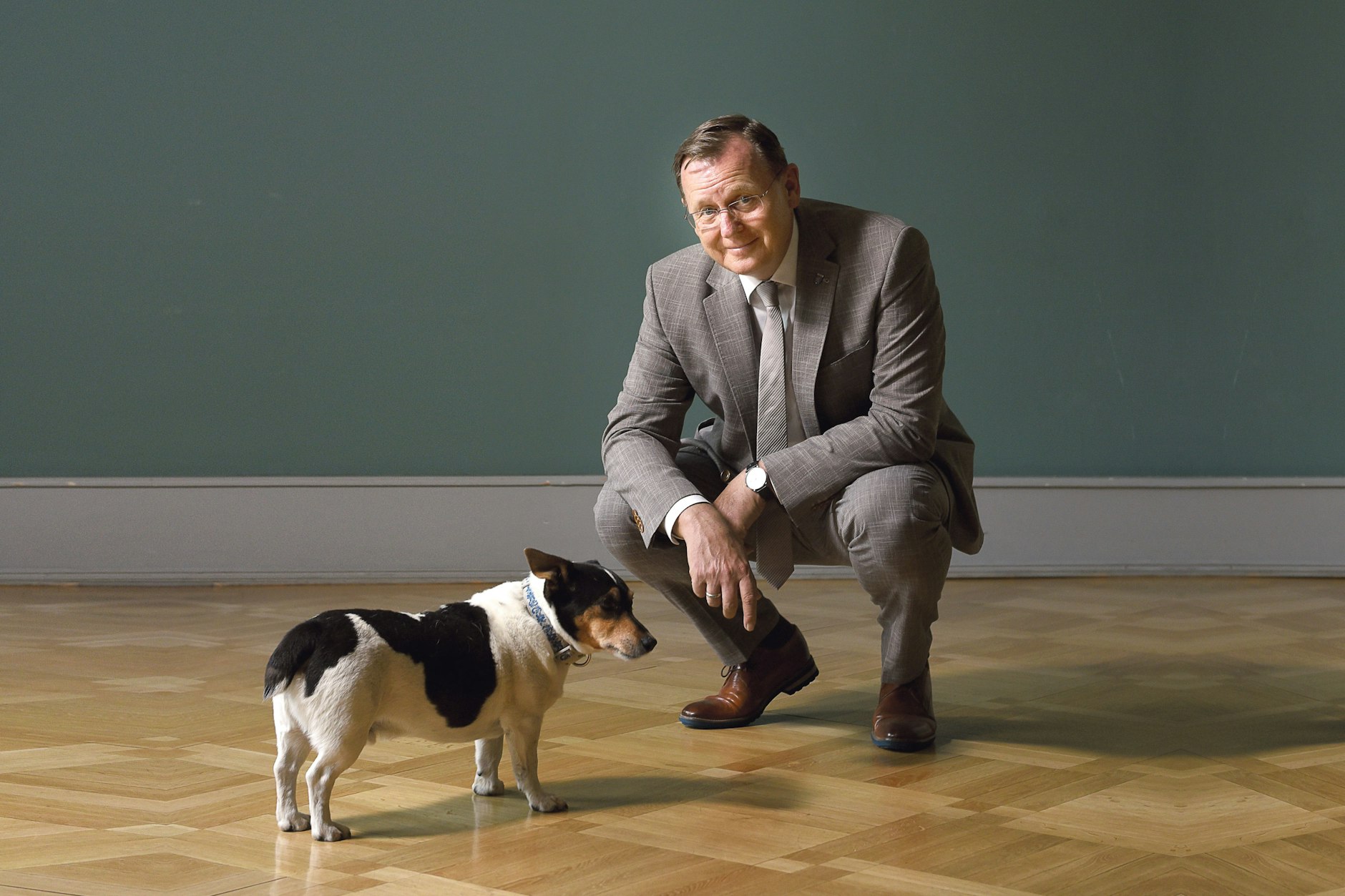 Bodo Ramelow mit seinem Hund Attila