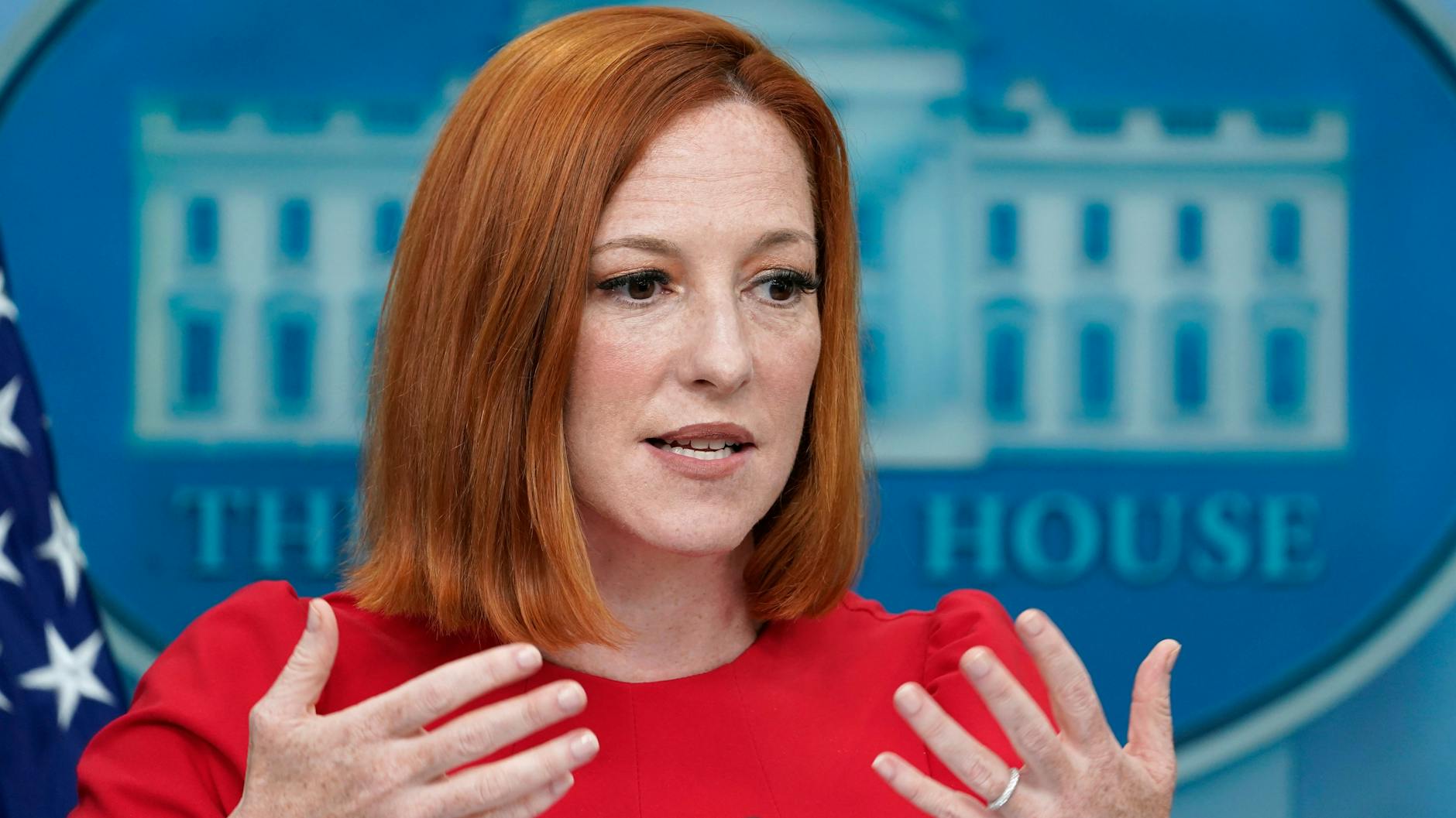 Jen Psaki, Sprecherin des Weißen Hauses, streitet ab, der Ukraine bei der Versenkung des russischen Schiffs „Moskwa“ geholfen zu haben.